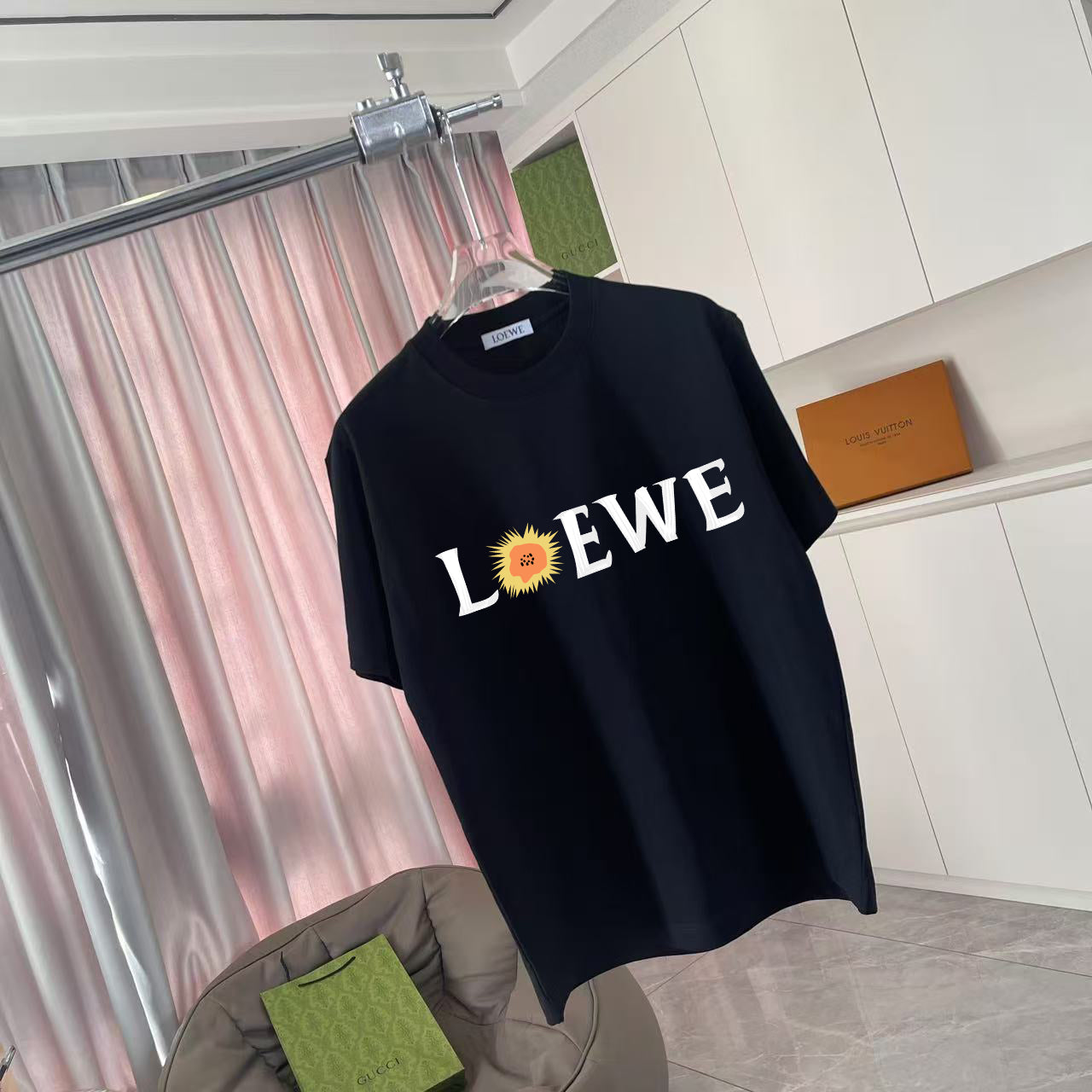 LuxluxHouse Best Quality Clothes T-shirt Loewe