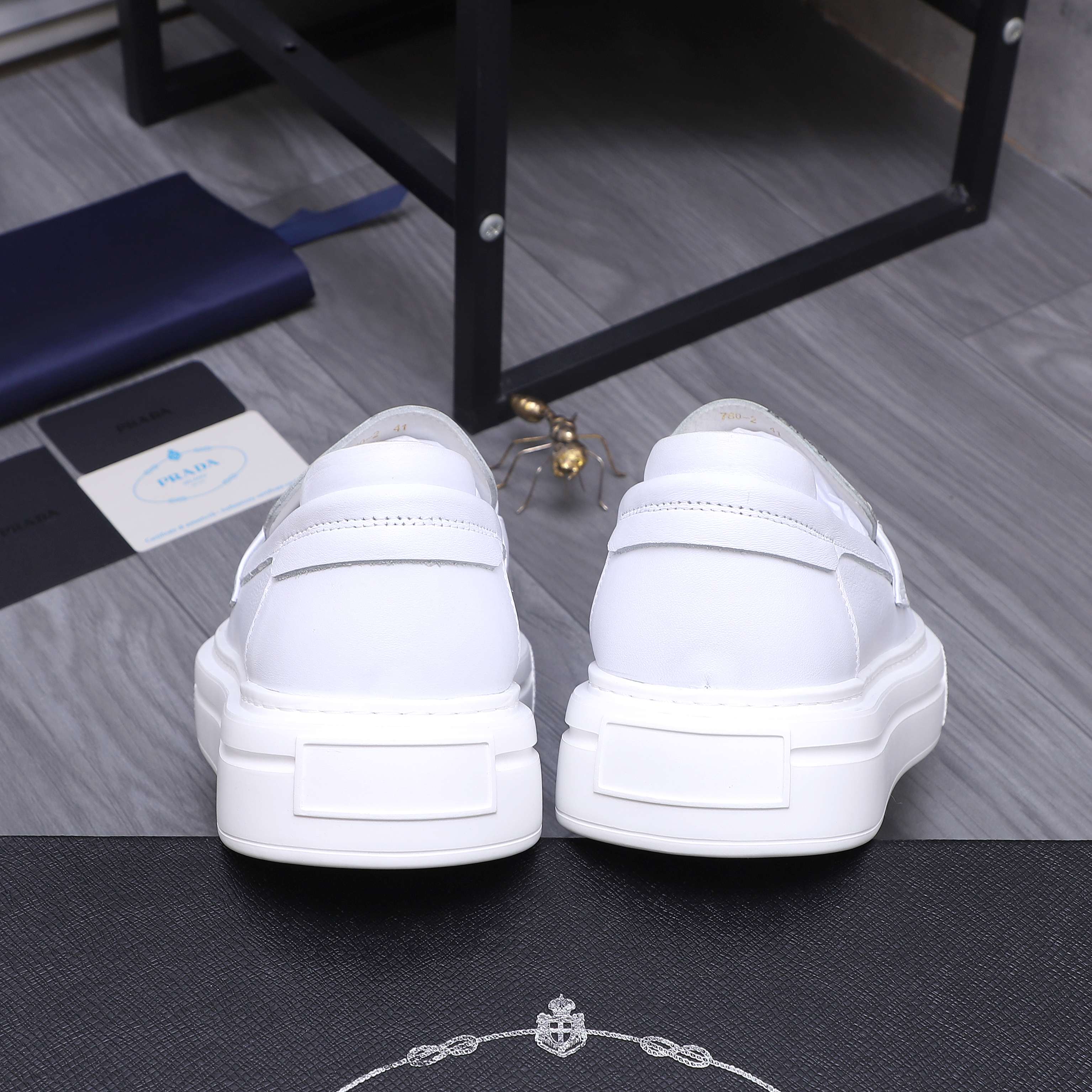 LuxluxHouse Best Quality Shoes Prada