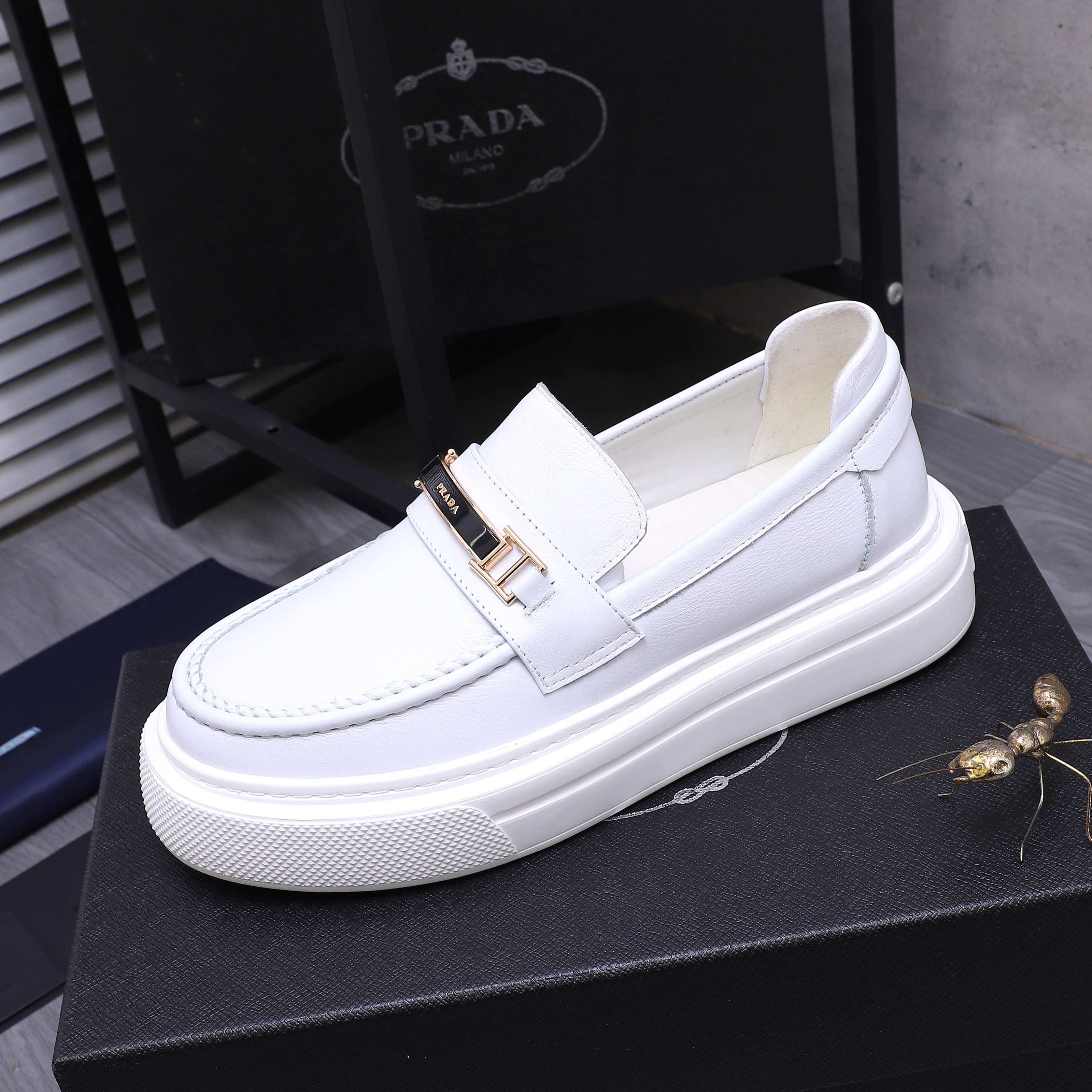 LuxluxHouse Best Quality Shoes Prada