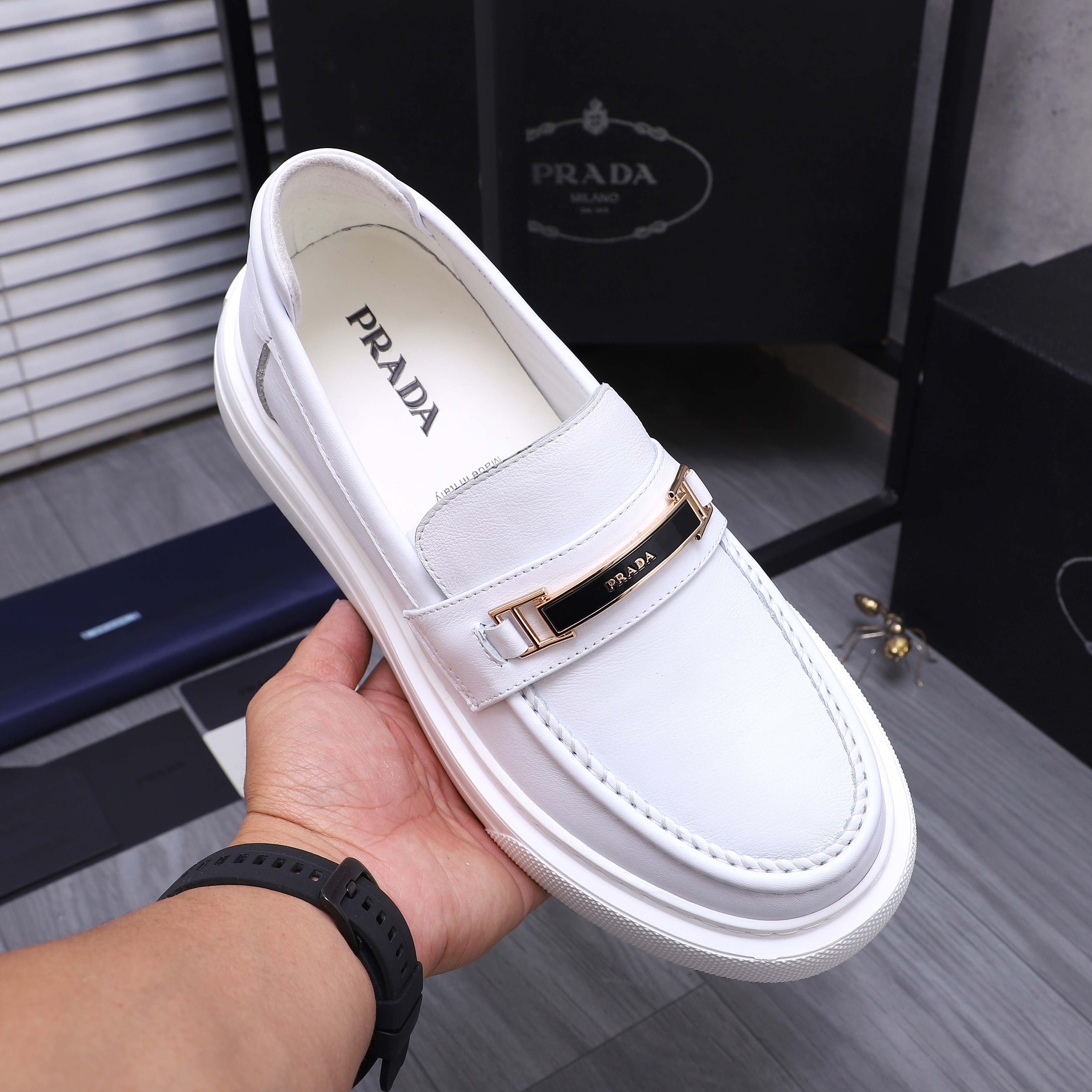 LuxluxHouse Best Quality Shoes Prada