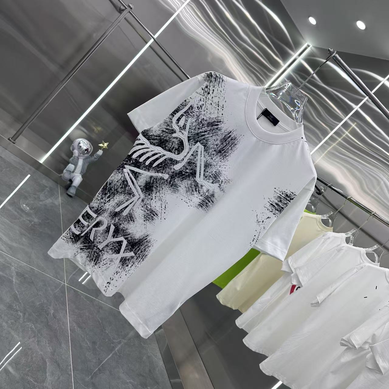 LuxluxHouse Best Quality Clothes T-shirt Arcteryx