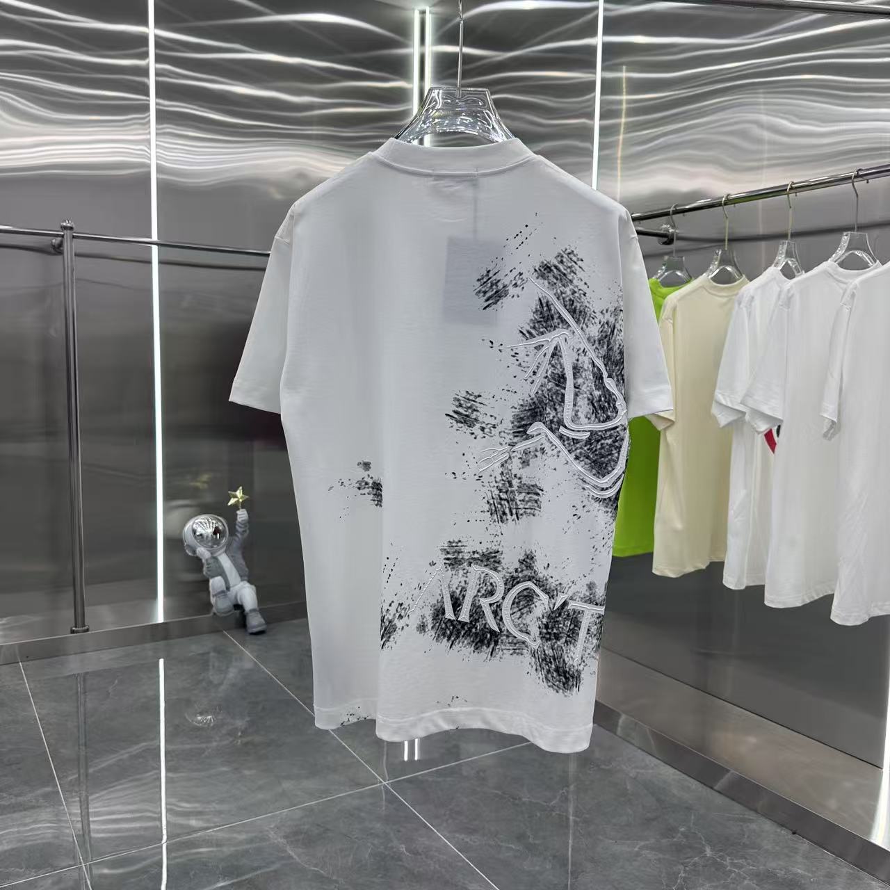 LuxluxHouse Best Quality Clothes T-shirt Arcteryx