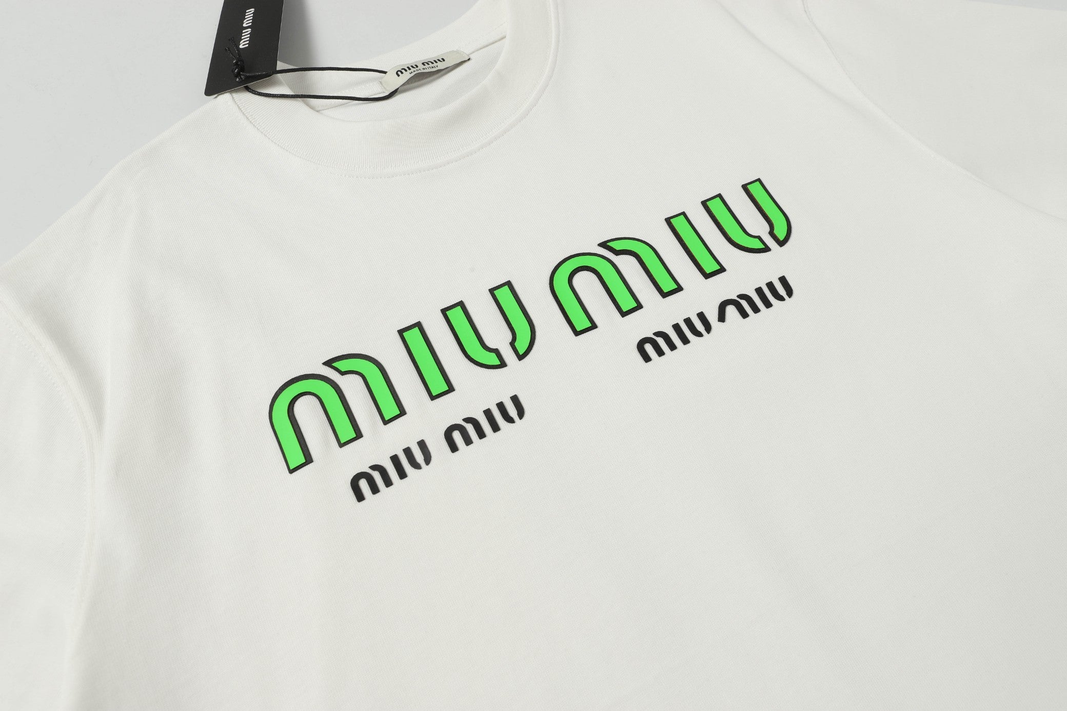 LuxluxHouse Best Quality Clothes Miu Miu T-shirt