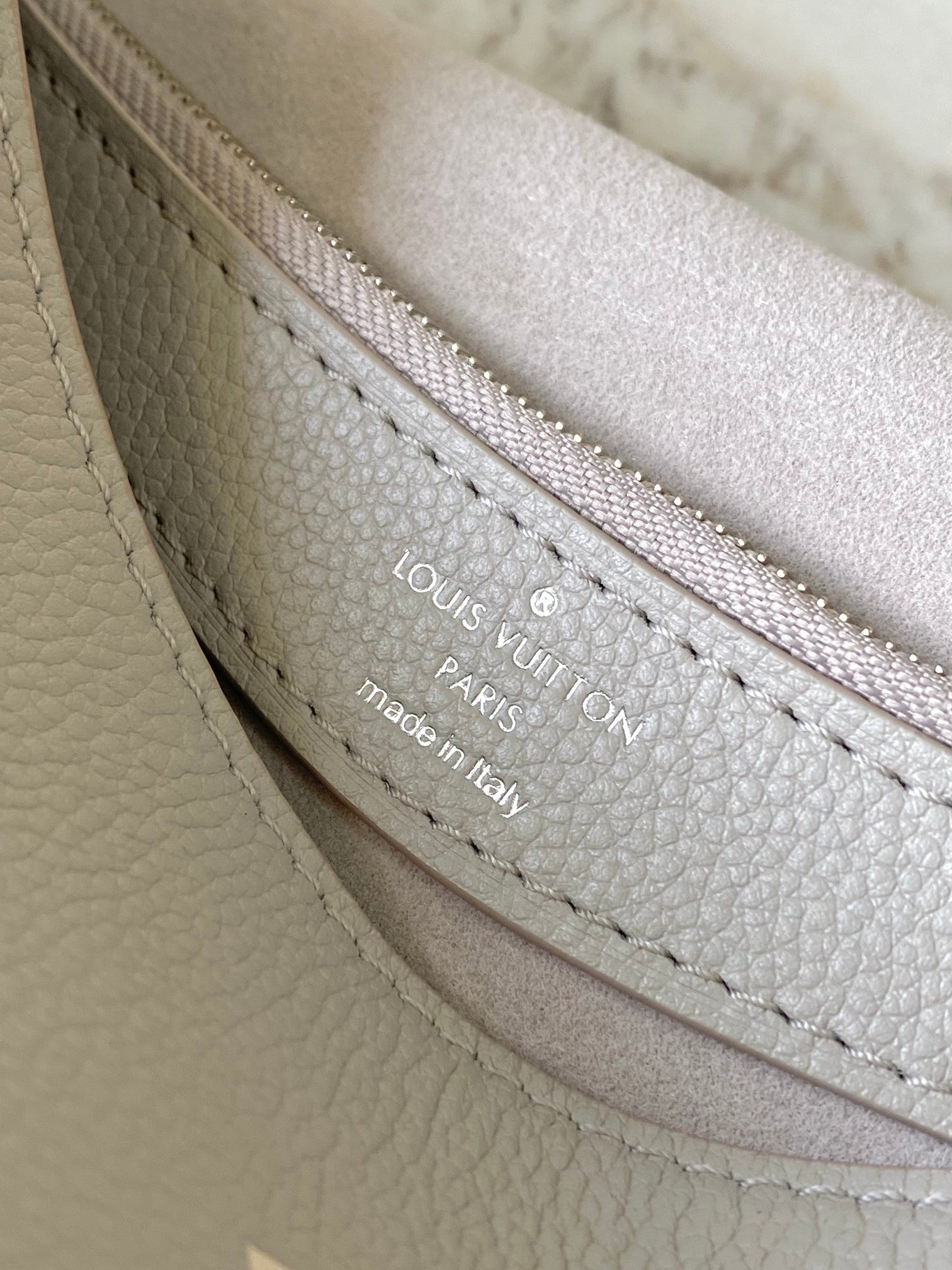 LuxluxHouse Best Quality Bags Best Louis Vuitton Women