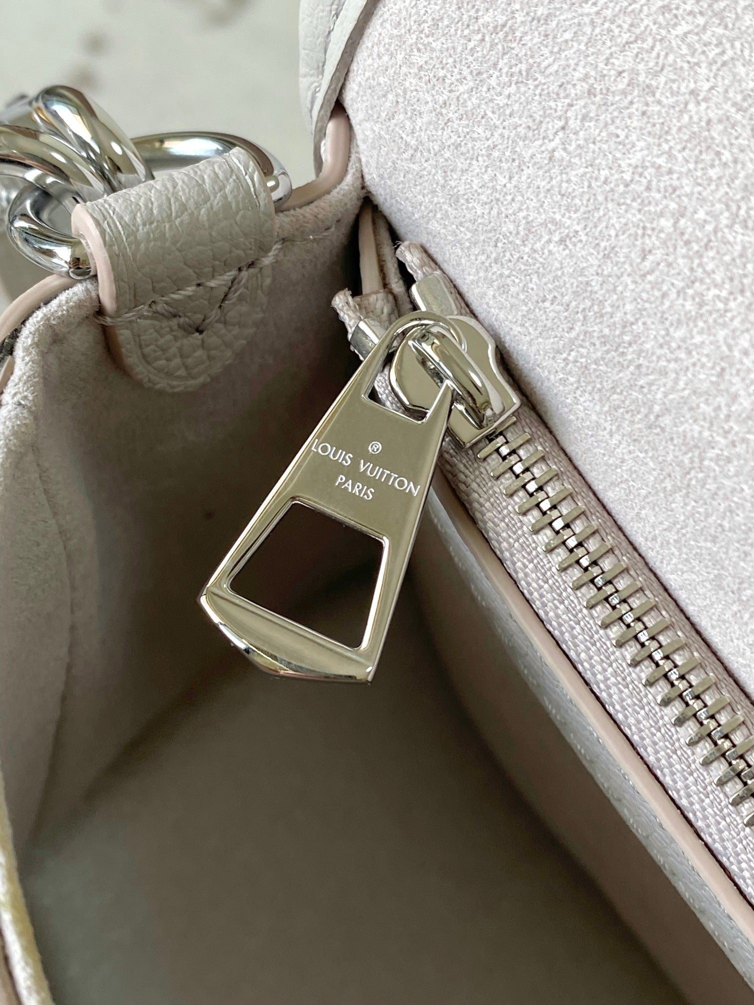 LuxluxHouse Best Quality Bags Best Louis Vuitton Women