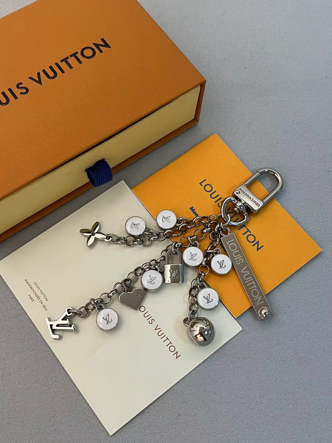 LuxluxHouse Best Quality Accessories Louis Vuitton Keychain