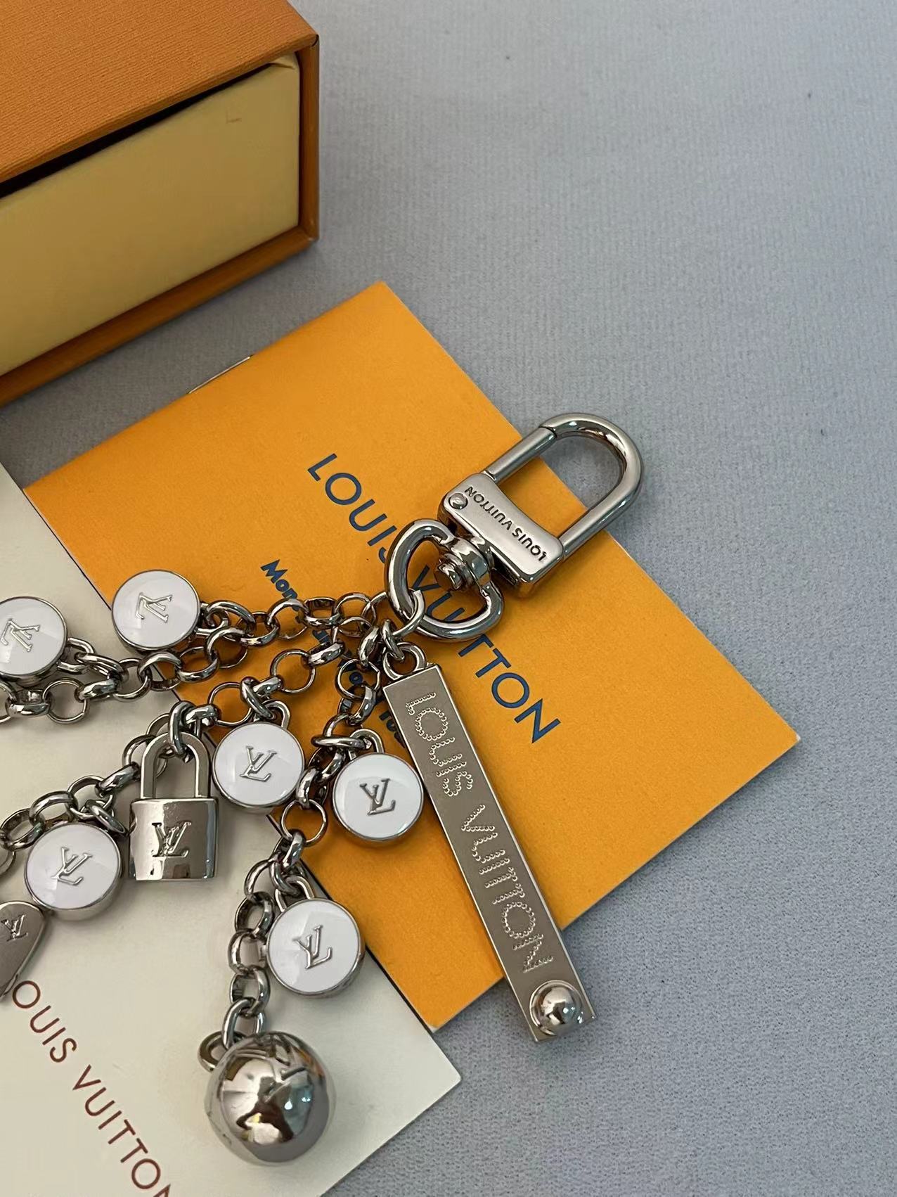 LuxluxHouse Best Quality Accessories Louis Vuitton Keychain