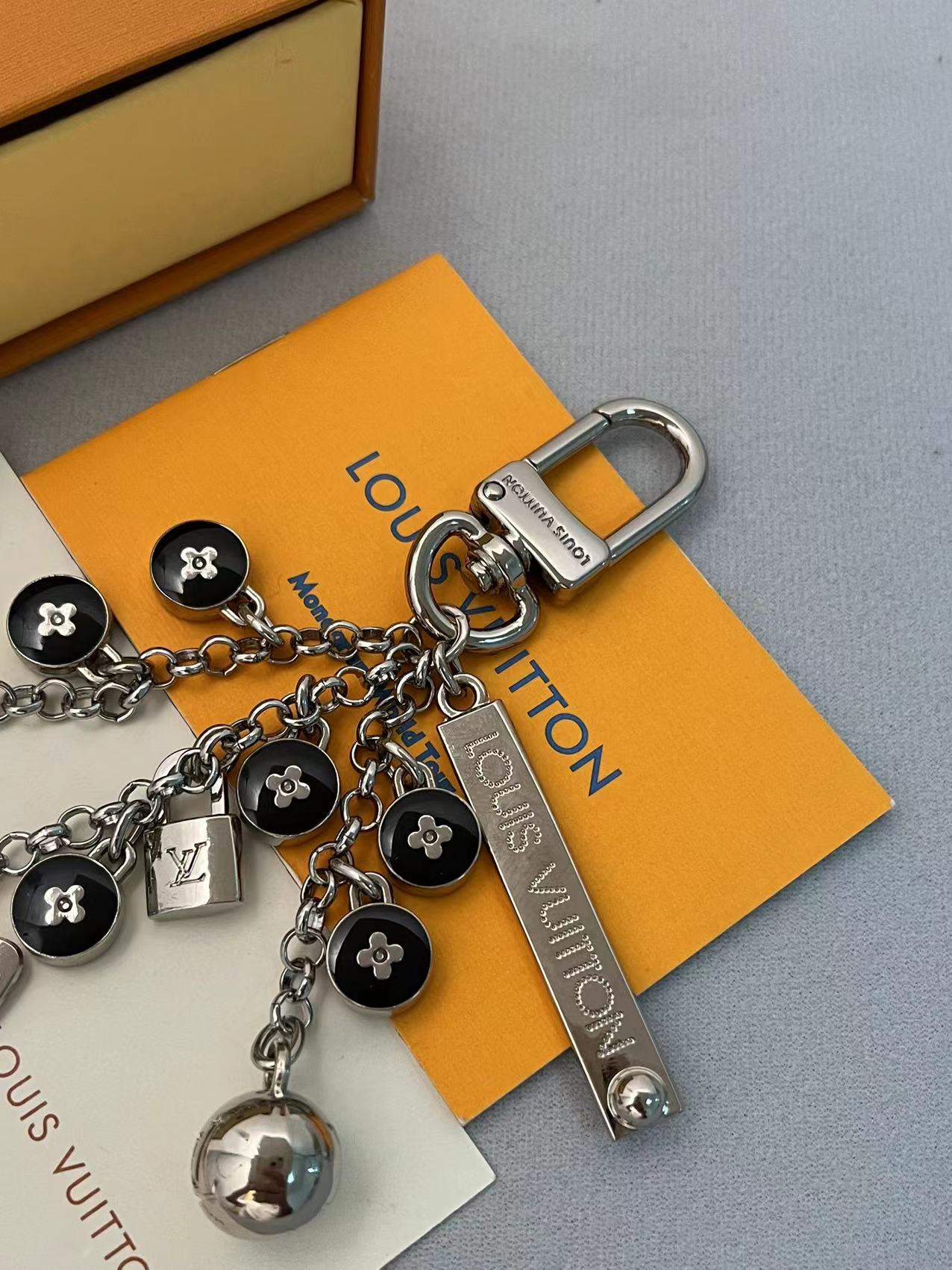 LuxluxHouse Best Quality Accessories Louis Vuitton Keychain