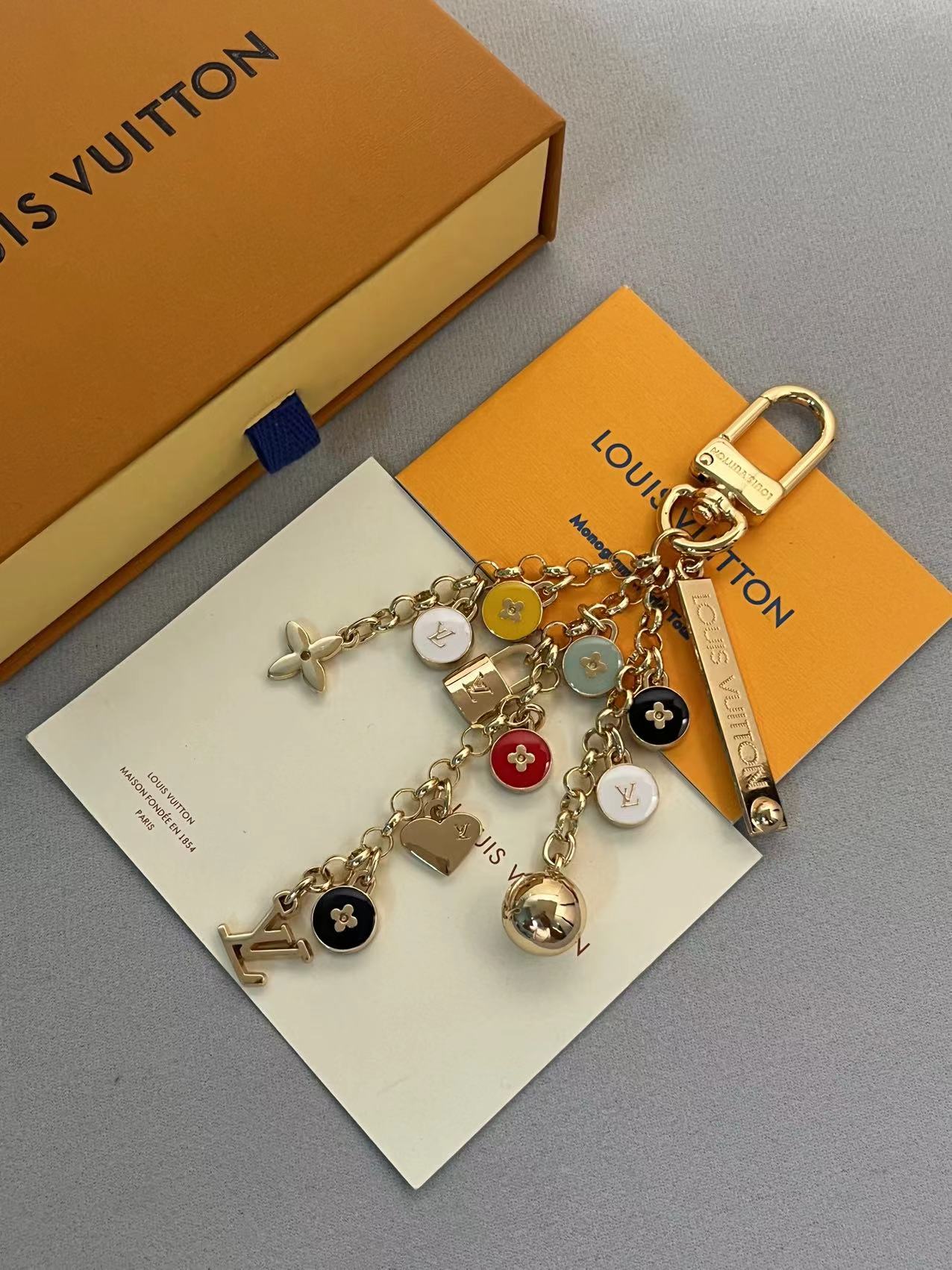 LuxluxHouse Best Quality Accessories Louis Vuitton Keychain