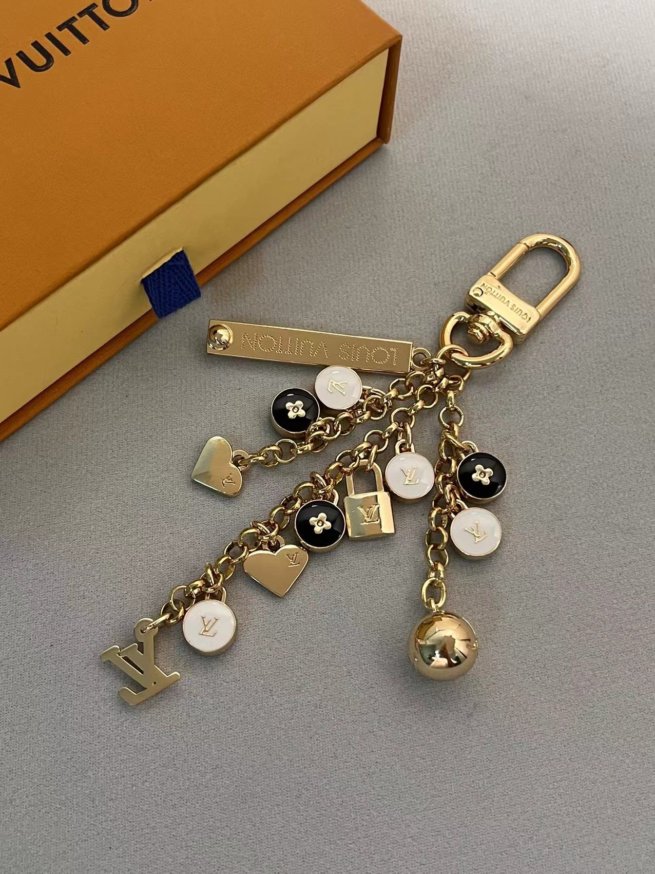 LuxluxHouse Best Quality Accessories Louis Vuitton Keychain