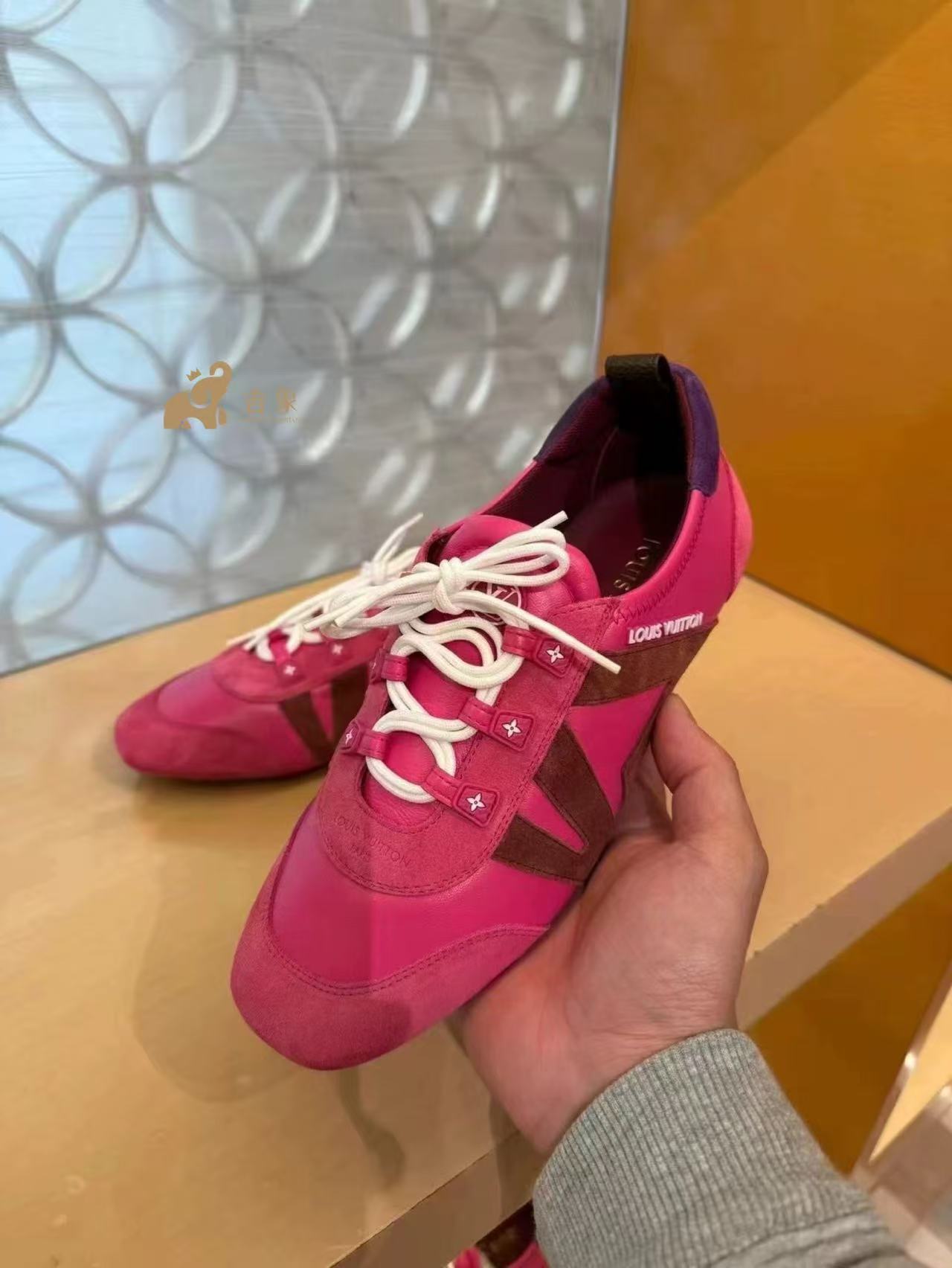 LuxluxHouse Best Quality Women Shoes Louis Vuitton