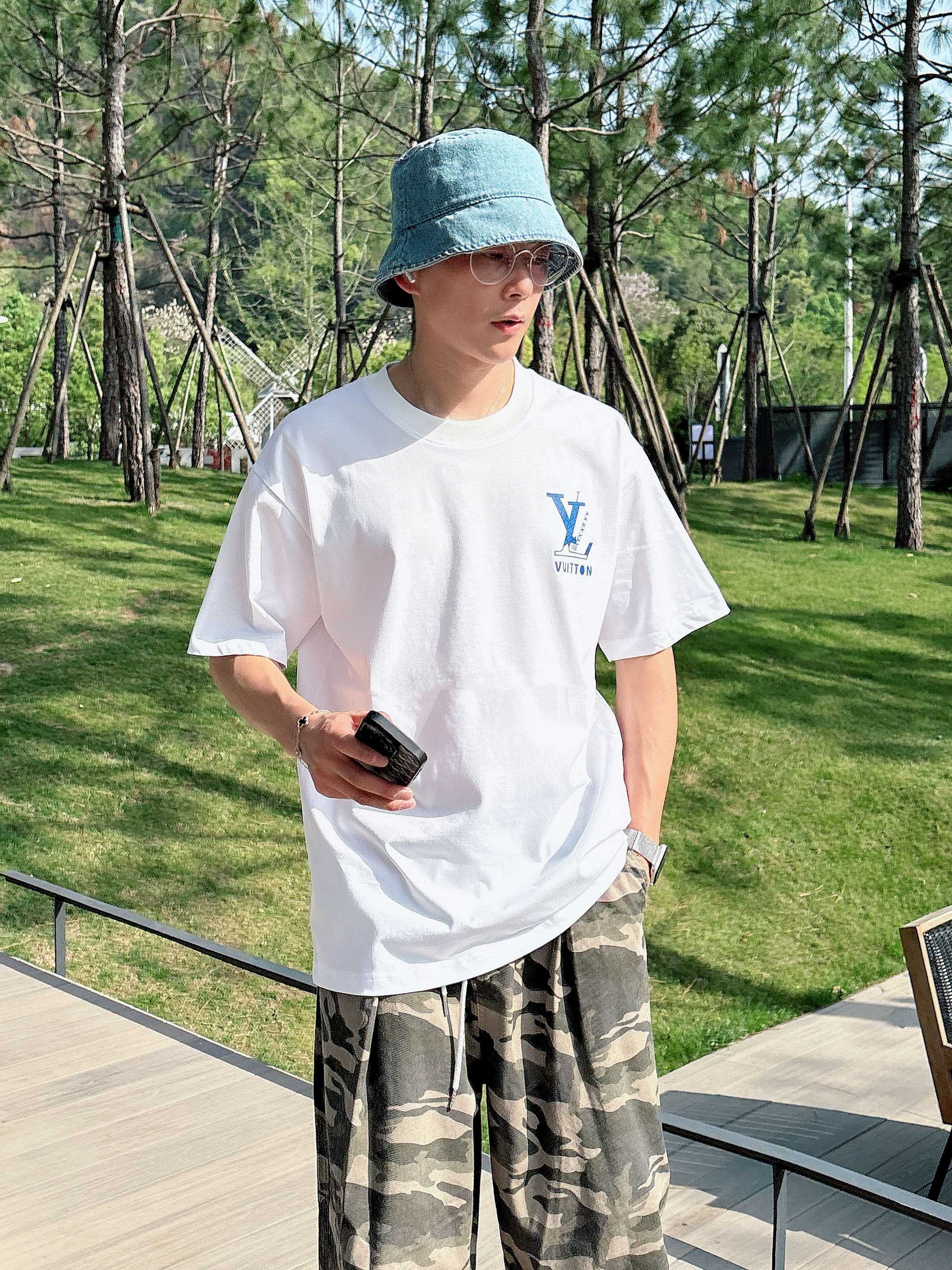 LuxluxHouse Best Quality Clothes T-shirt Louis Vuitton