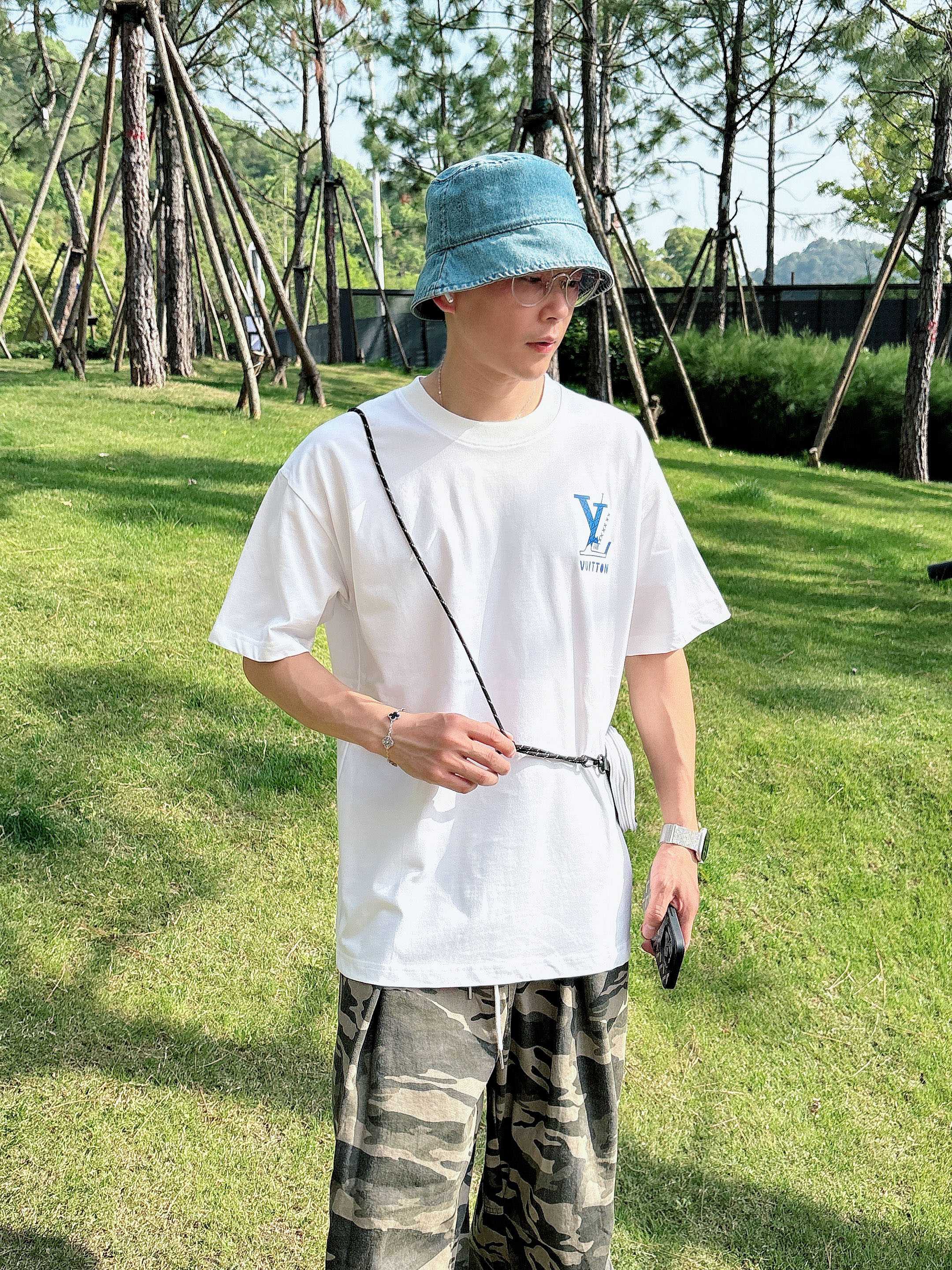 LuxluxHouse Best Quality Clothes T-shirt Louis Vuitton