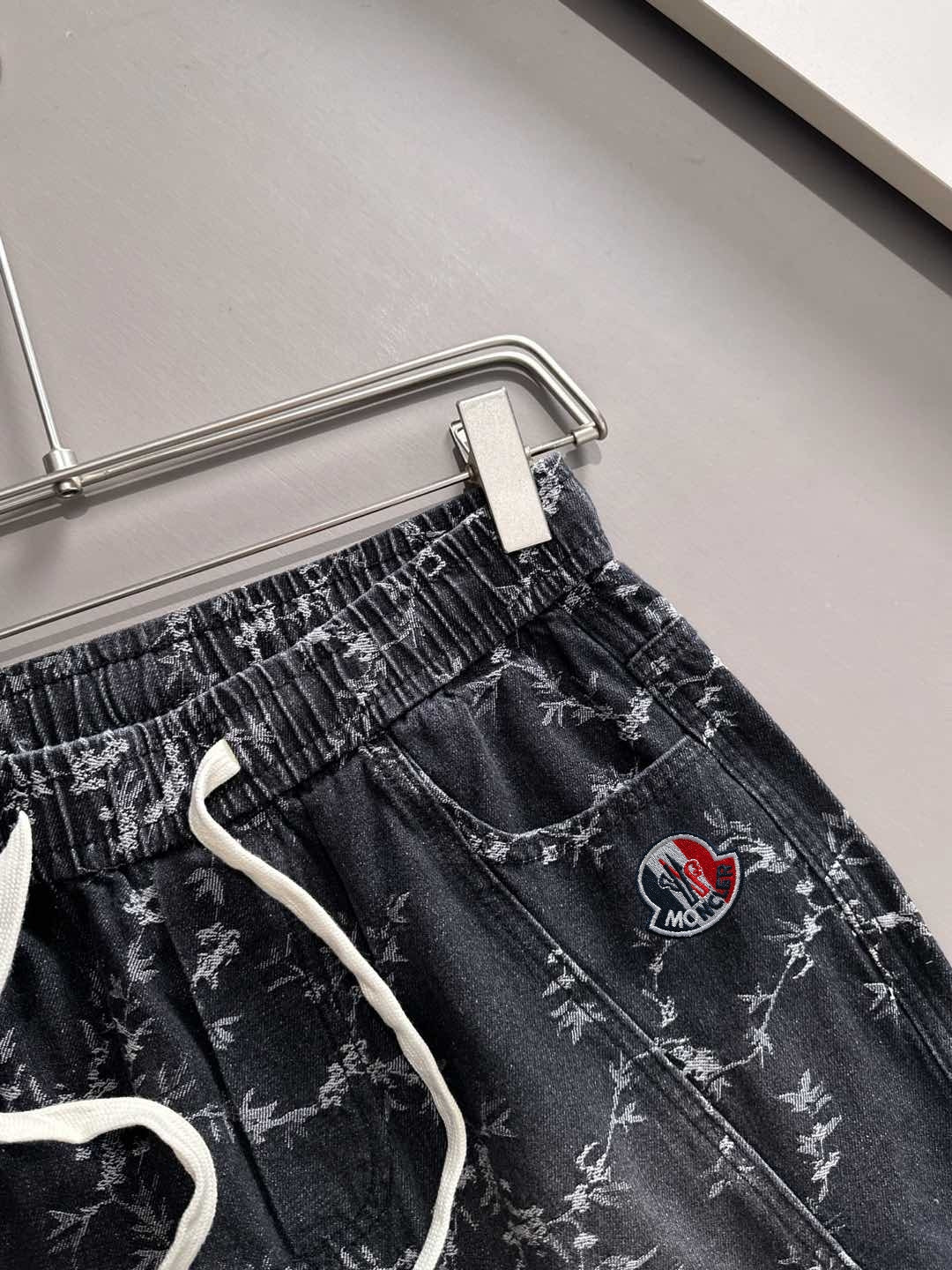 LuxluxHouse Best Quality Clothes Pants Moncler