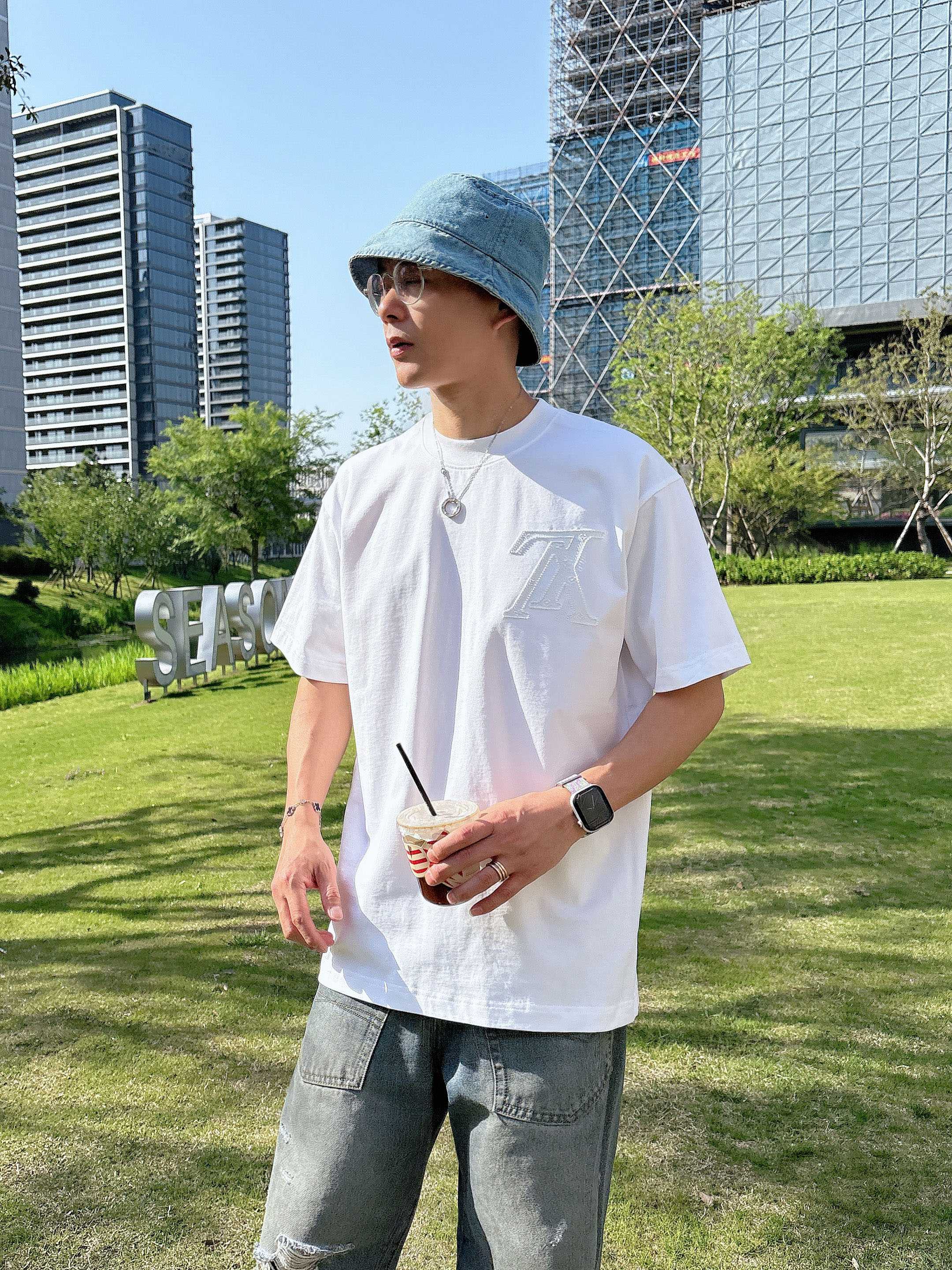 LuxluxHouse Best Quality Clothes T-shirt Louis Vuitton