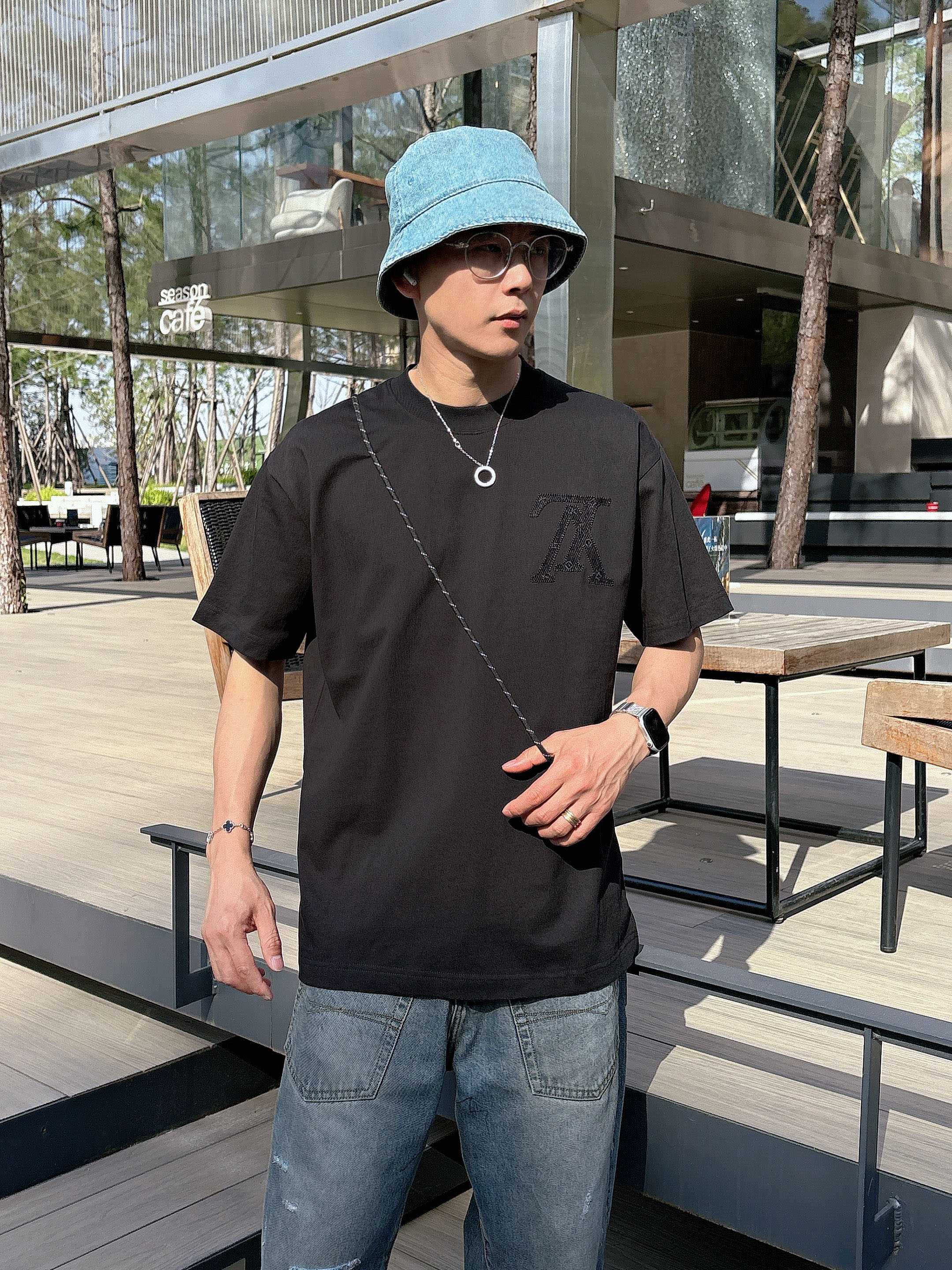 LuxluxHouse Best Quality Clothes T-shirt Louis Vuitton