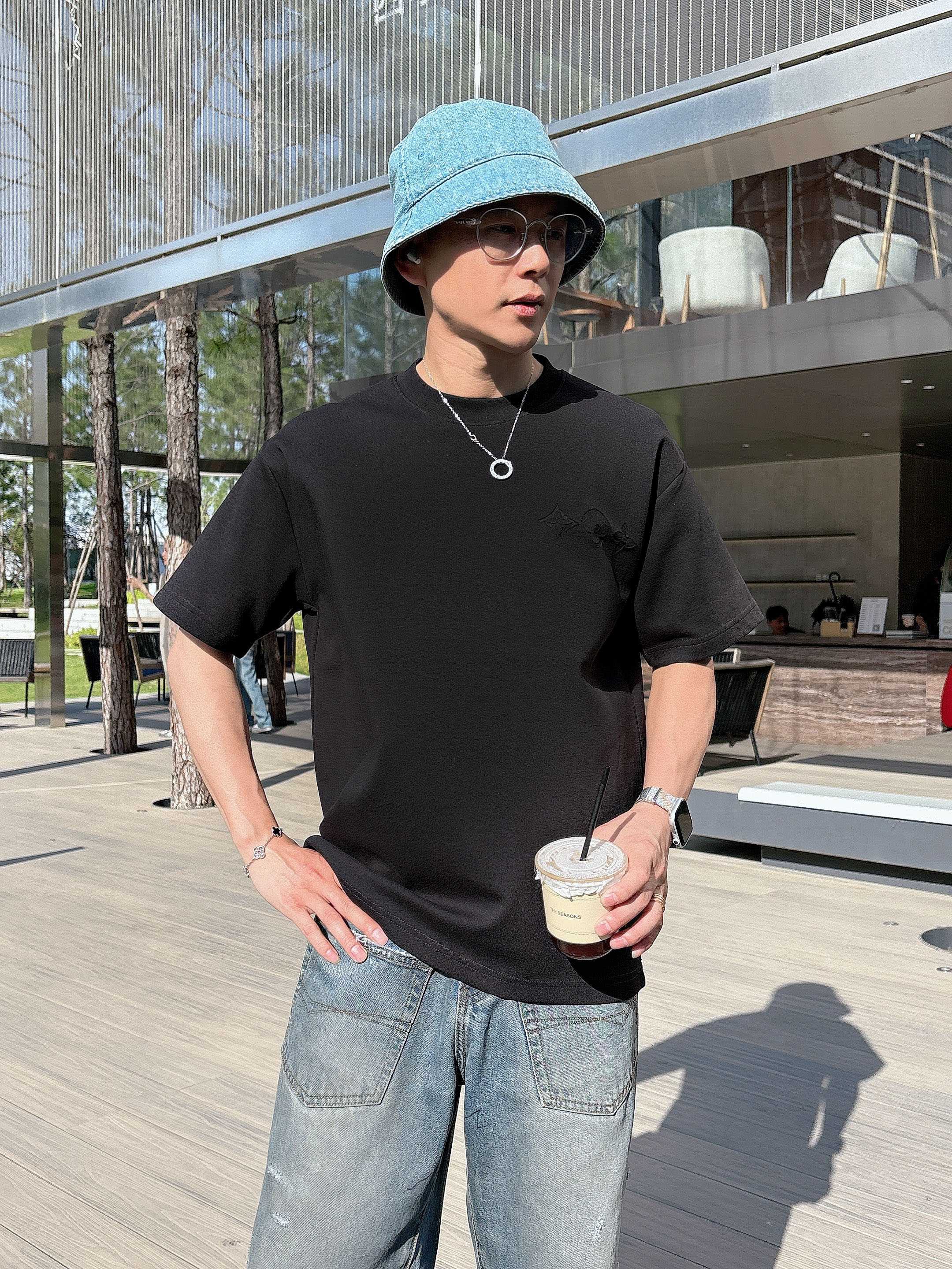 LuxluxHouse Best Quality Clothes T-shirt Louis Vuitton