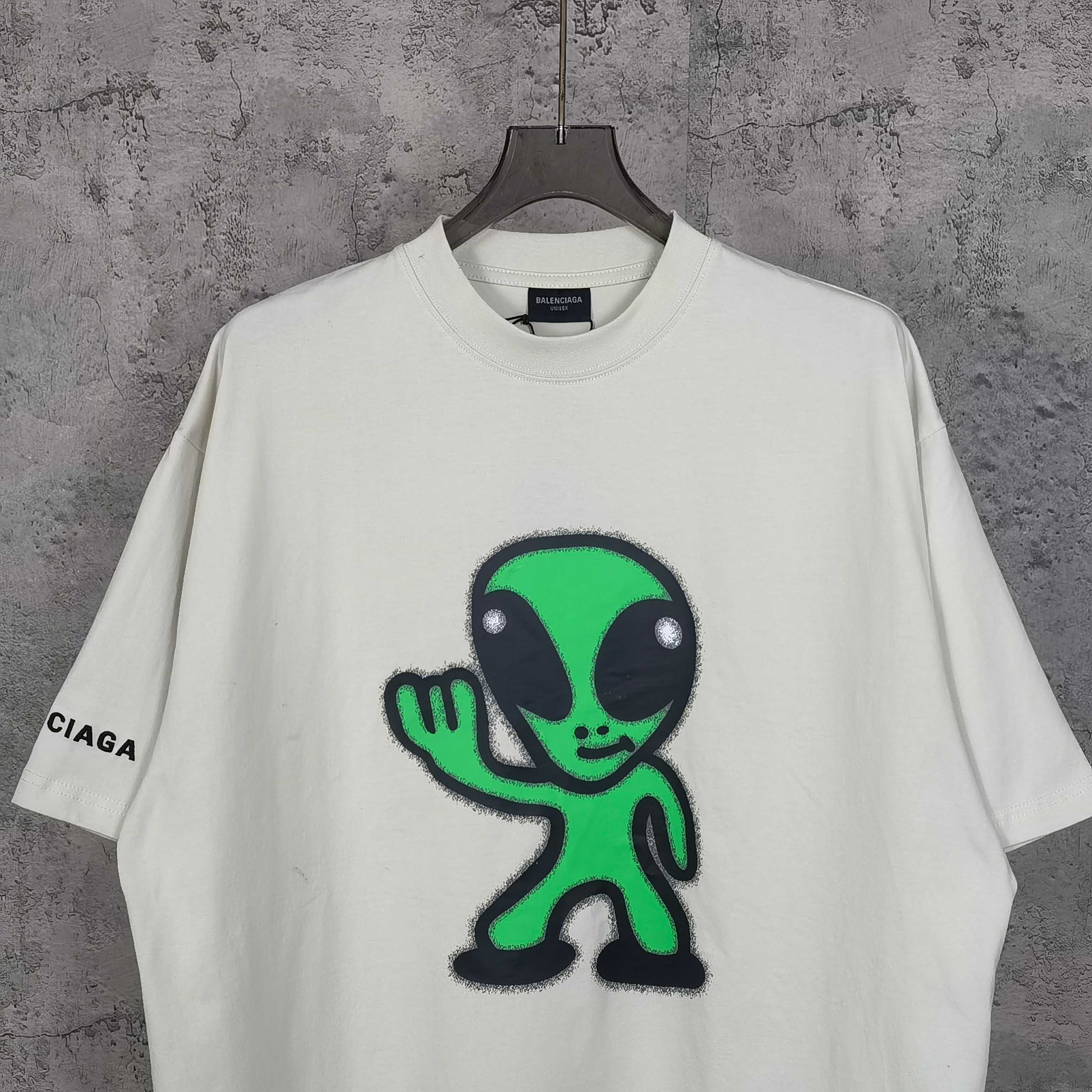 LuxluxHouse Best Quality Clothes Balenciaga T-shirt