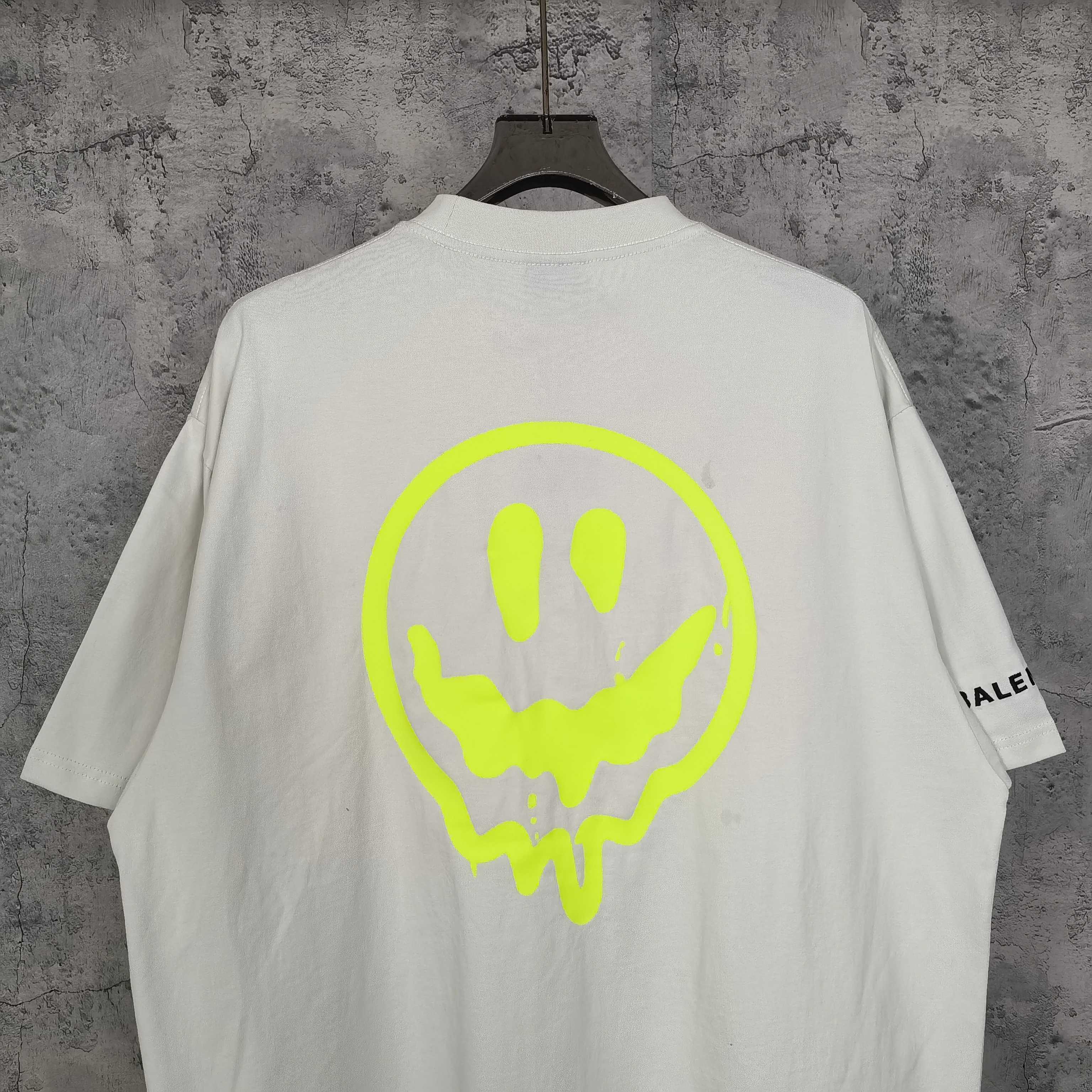 LuxluxHouse Best Quality Clothes Balenciaga T-shirt