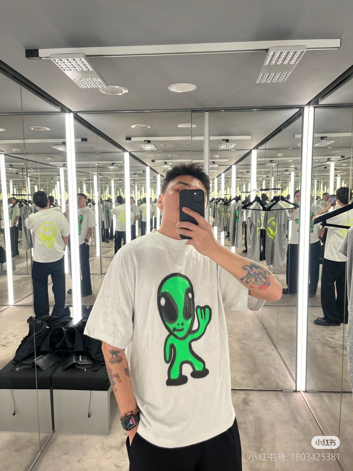LuxluxHouse Best Quality Clothes Balenciaga T-shirt