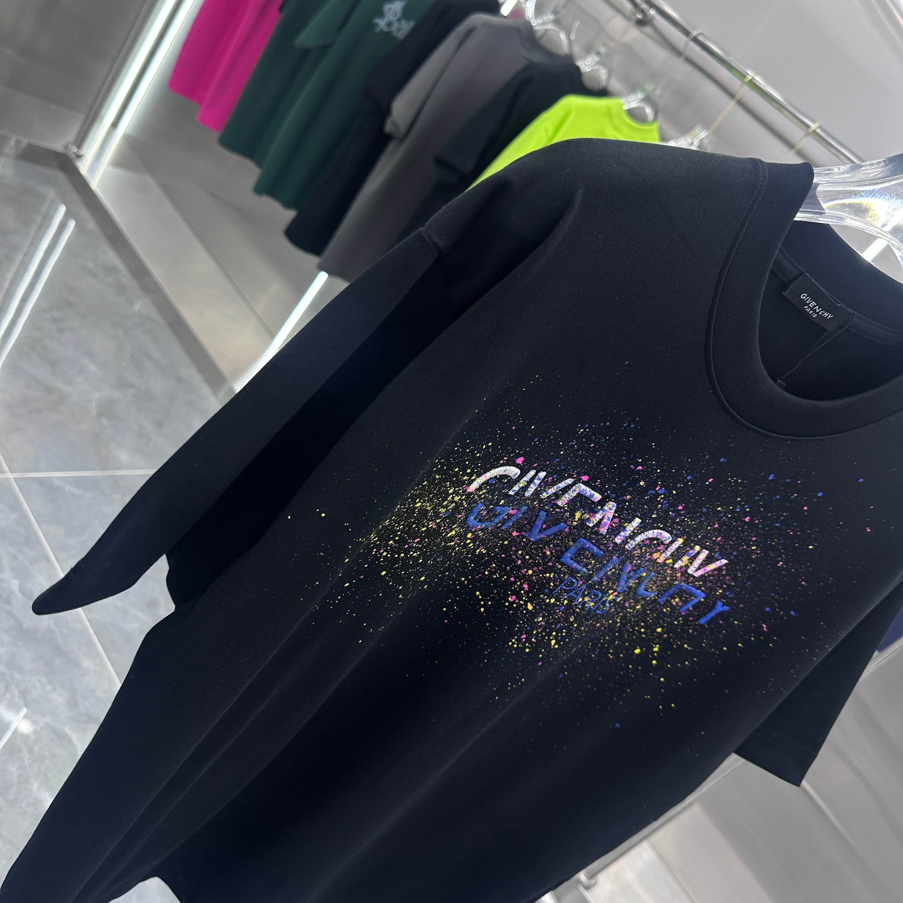 LuxluxHouse Best Quality Clothes Givenchy T-shirt