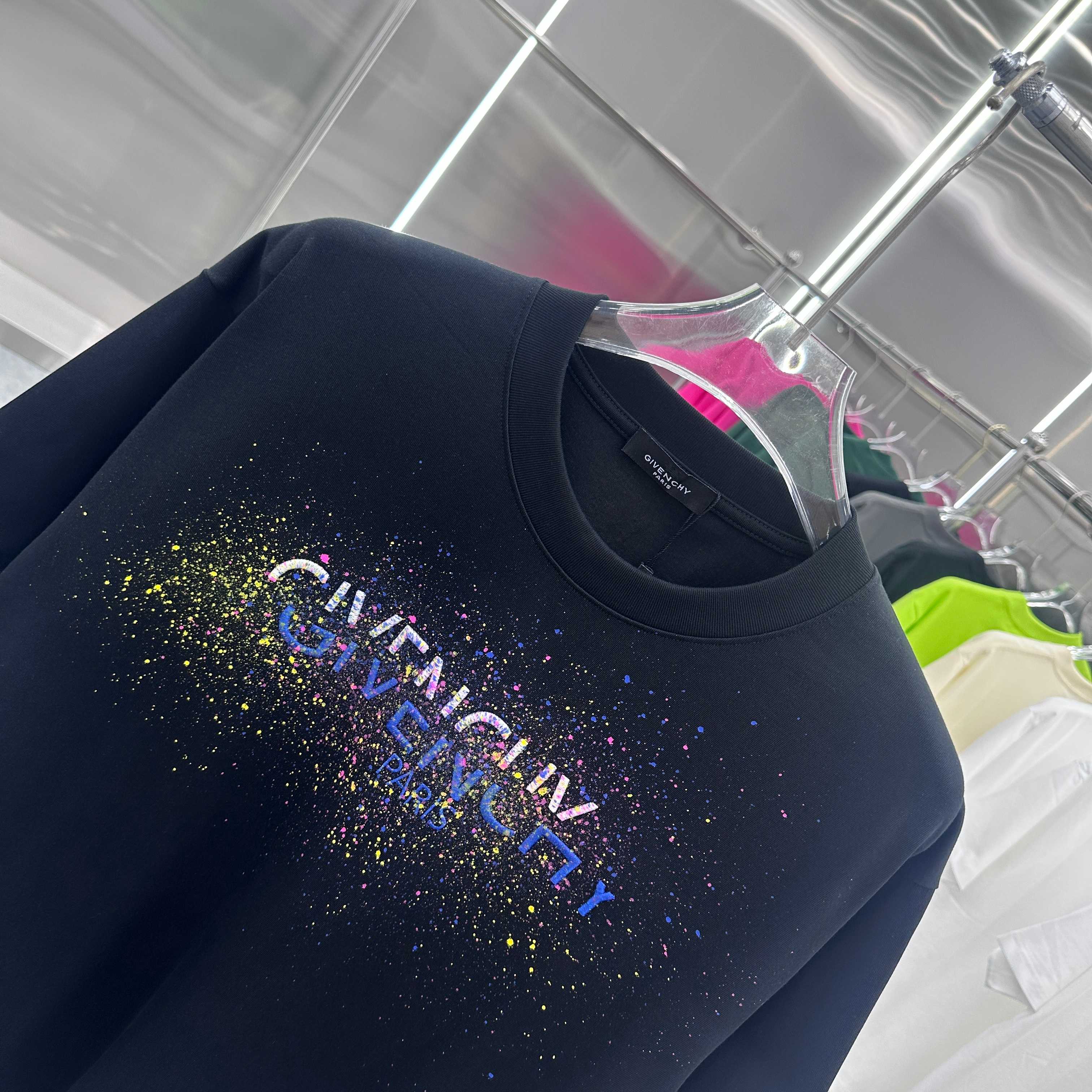 LuxluxHouse Best Quality Clothes Givenchy T-shirt