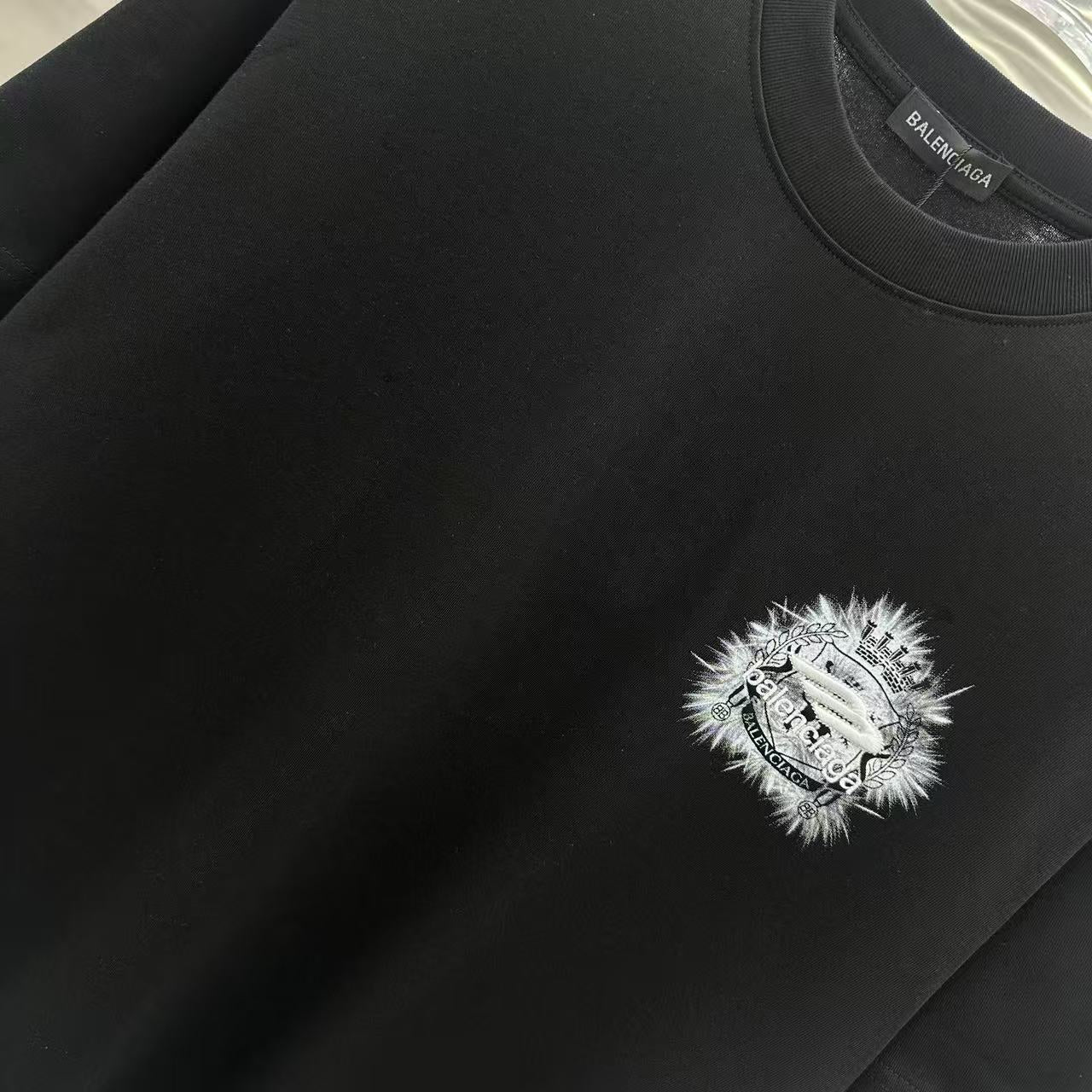 LuxluxHouse Best Quality Clothes Balenciaga T-shirt