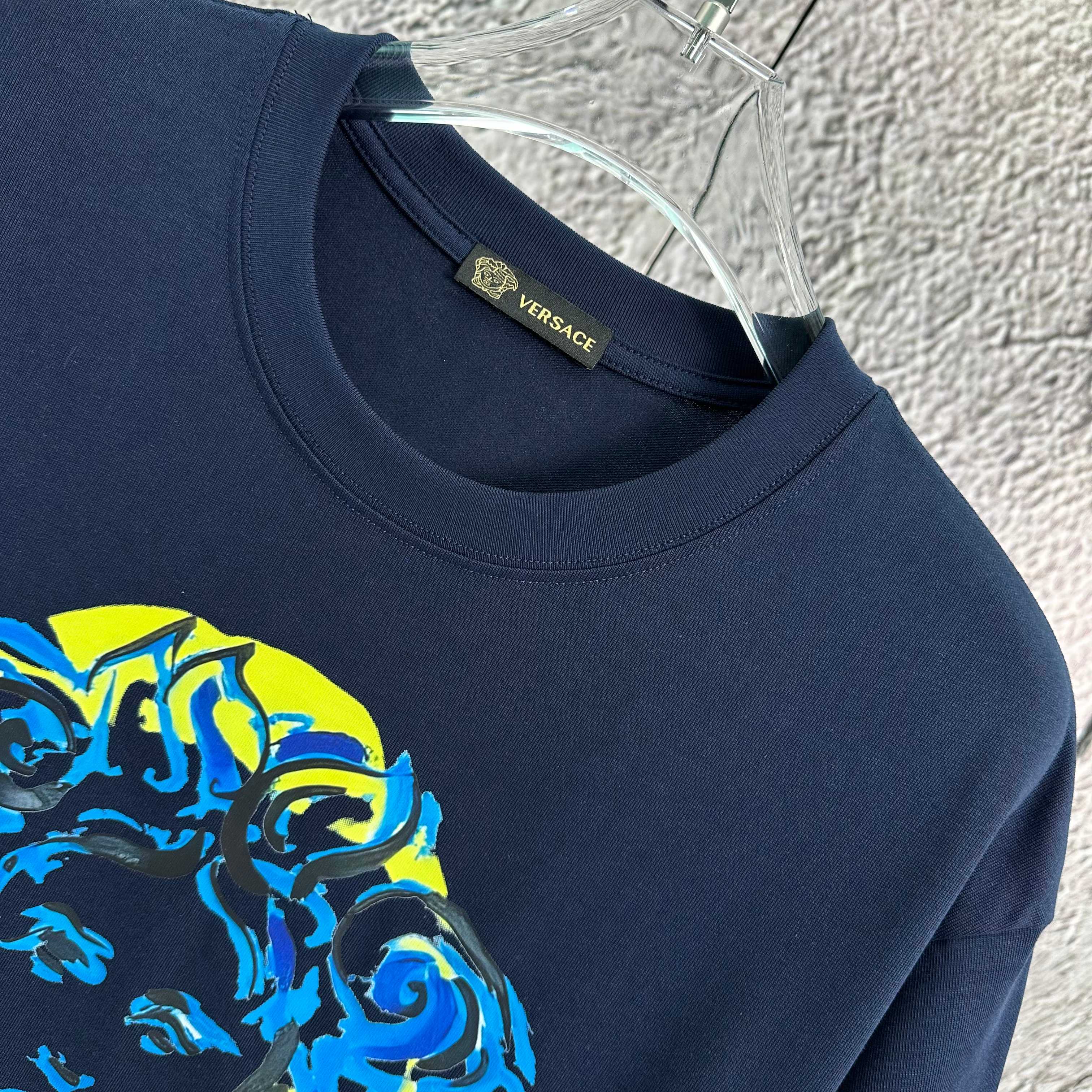 LuxluxHouse Best Quality Clothes Versace T-shirt