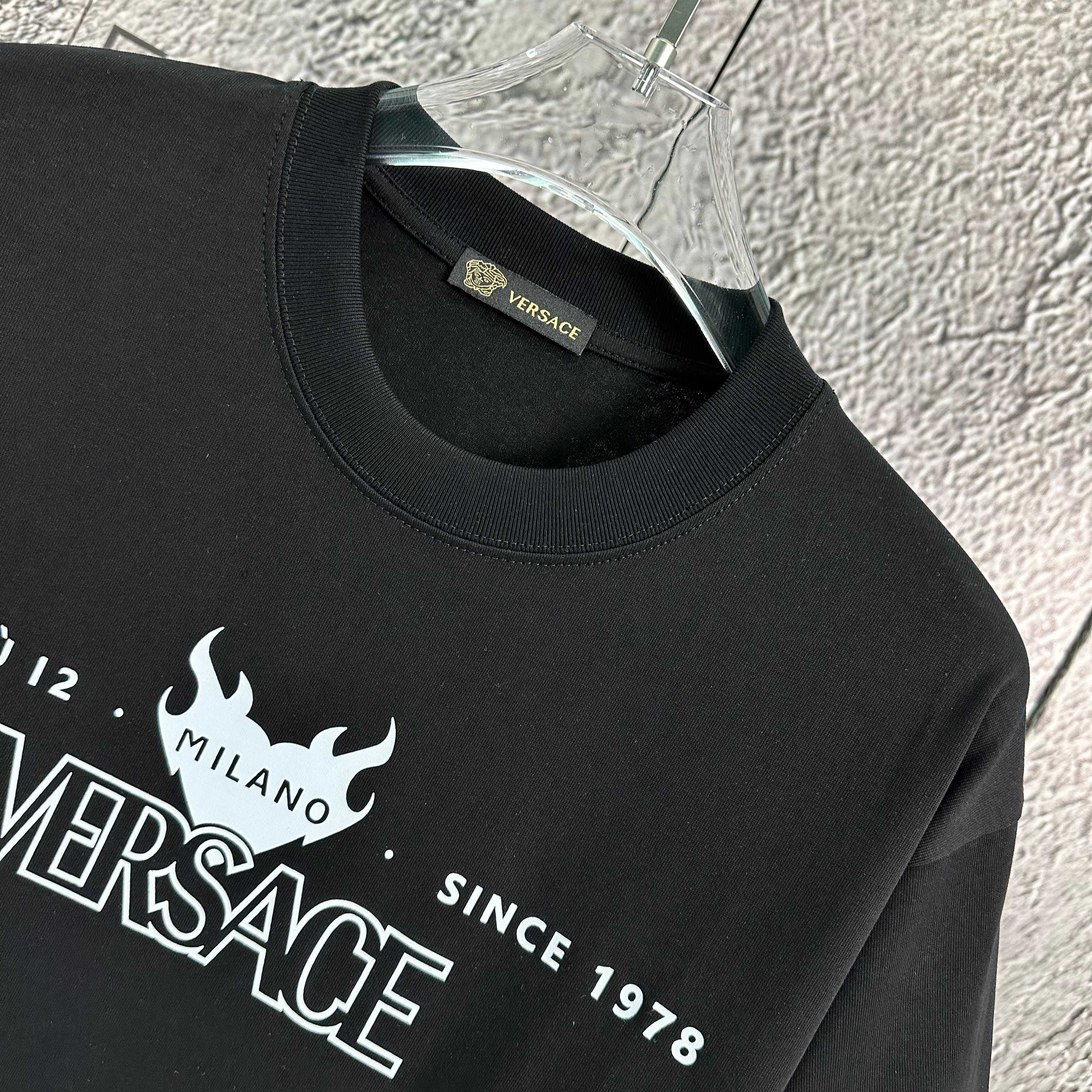 LuxluxHouse Best Quality Clothes Versace T-shirt