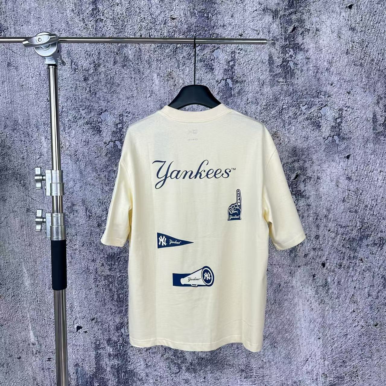 LuxluxHouse Best Quality Clothes The North Face & MLB T-shirt