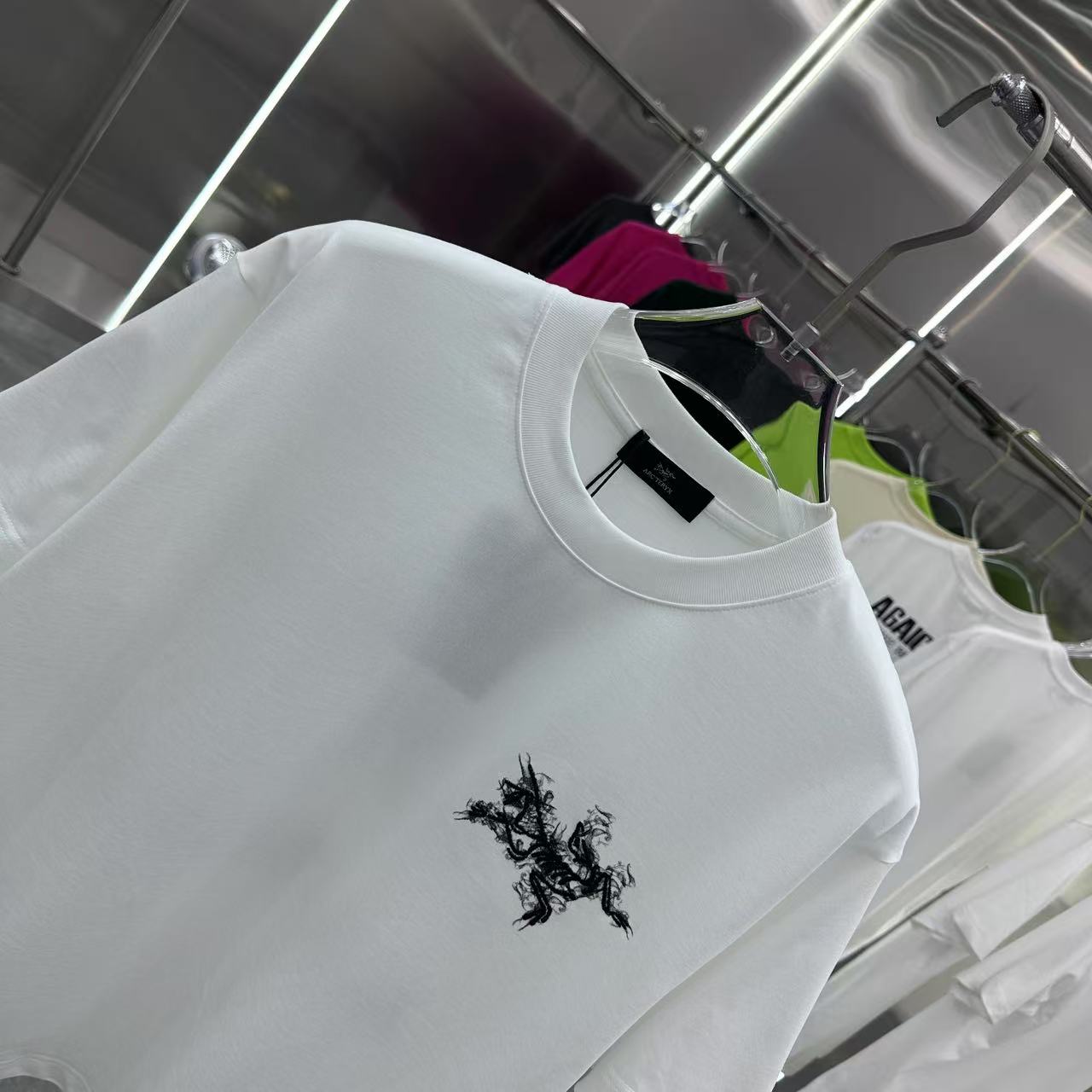 LuxluxHouse Best Quality Clothes T-shirt Arcteryx