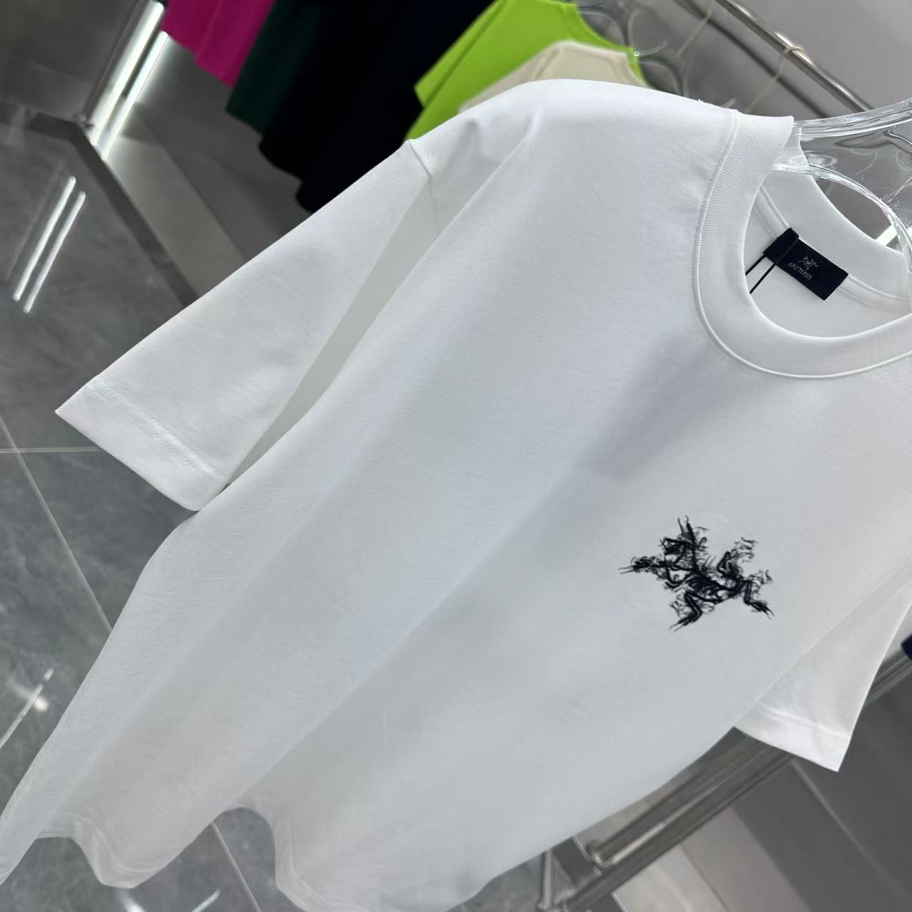 LuxluxHouse Best Quality Clothes T-shirt Arcteryx