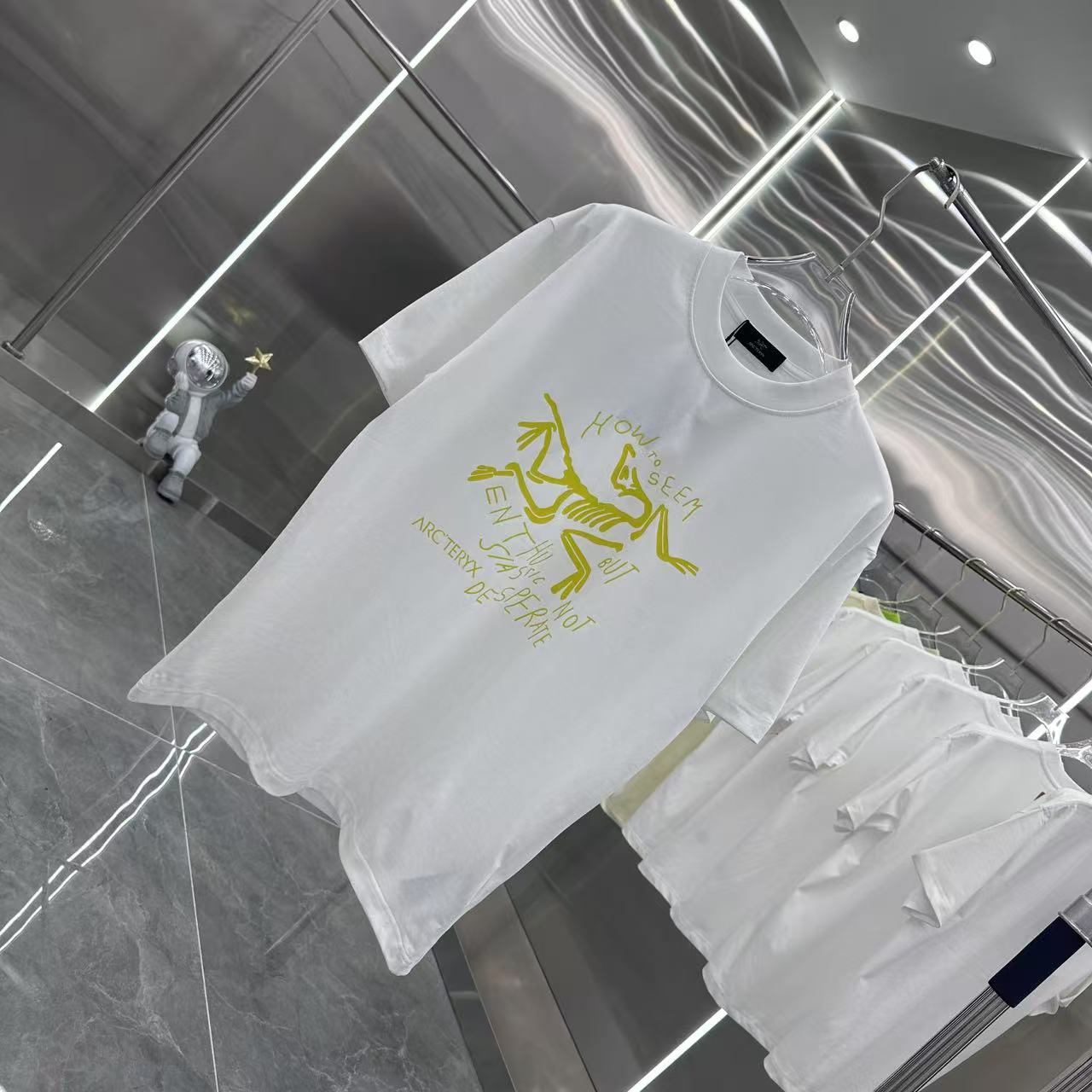 LuxluxHouse Best Quality Clothes T-shirt Arcteryx