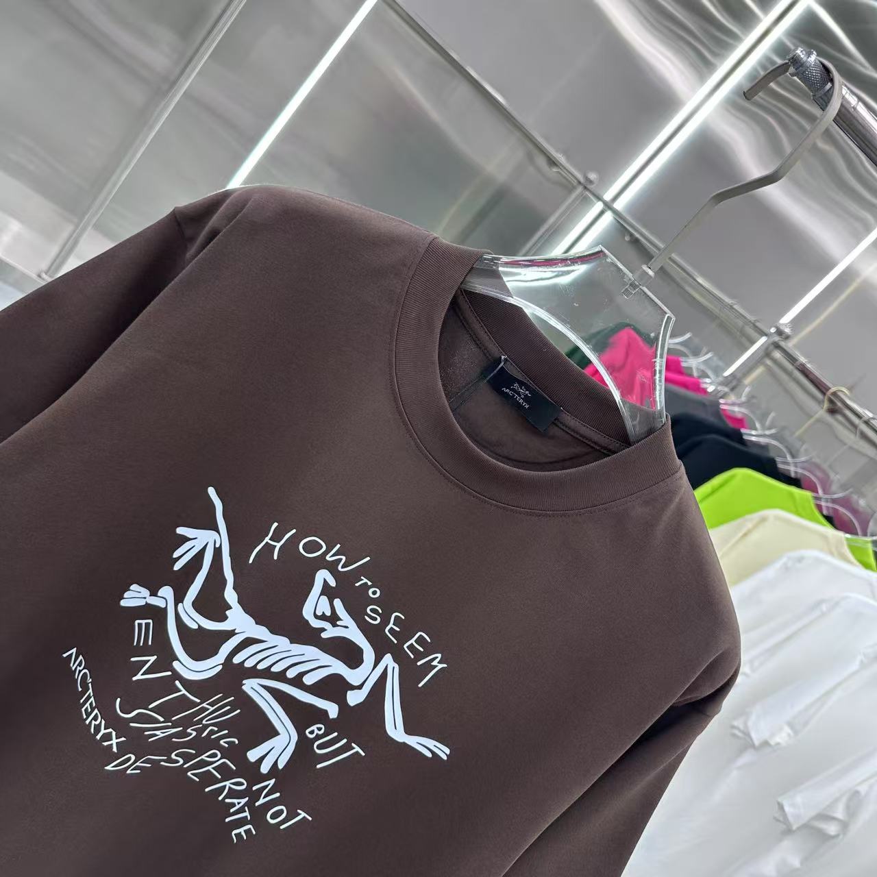 LuxluxHouse Best Quality Clothes T-shirt Arcteryx