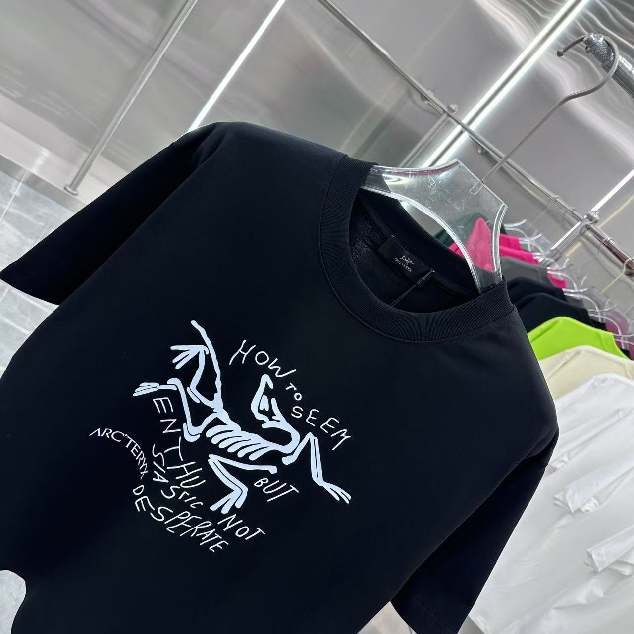 LuxluxHouse Best Quality Clothes T-shirt Arcteryx