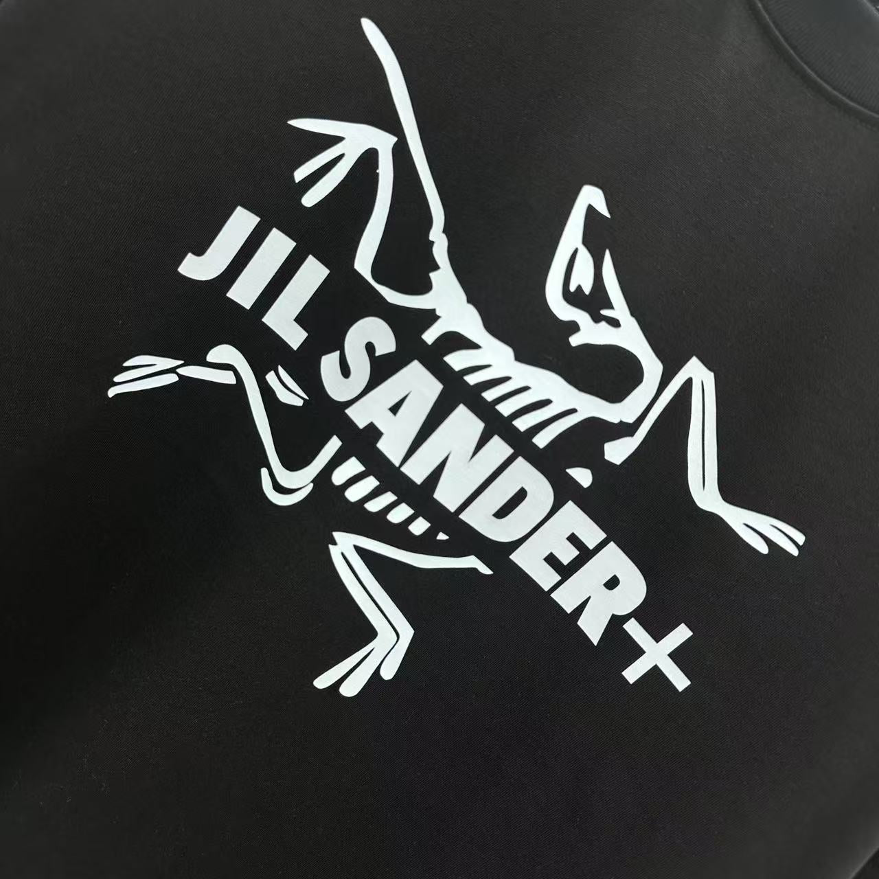 LuxluxHouse Best Quality Clothes T-shirt Arcteryx