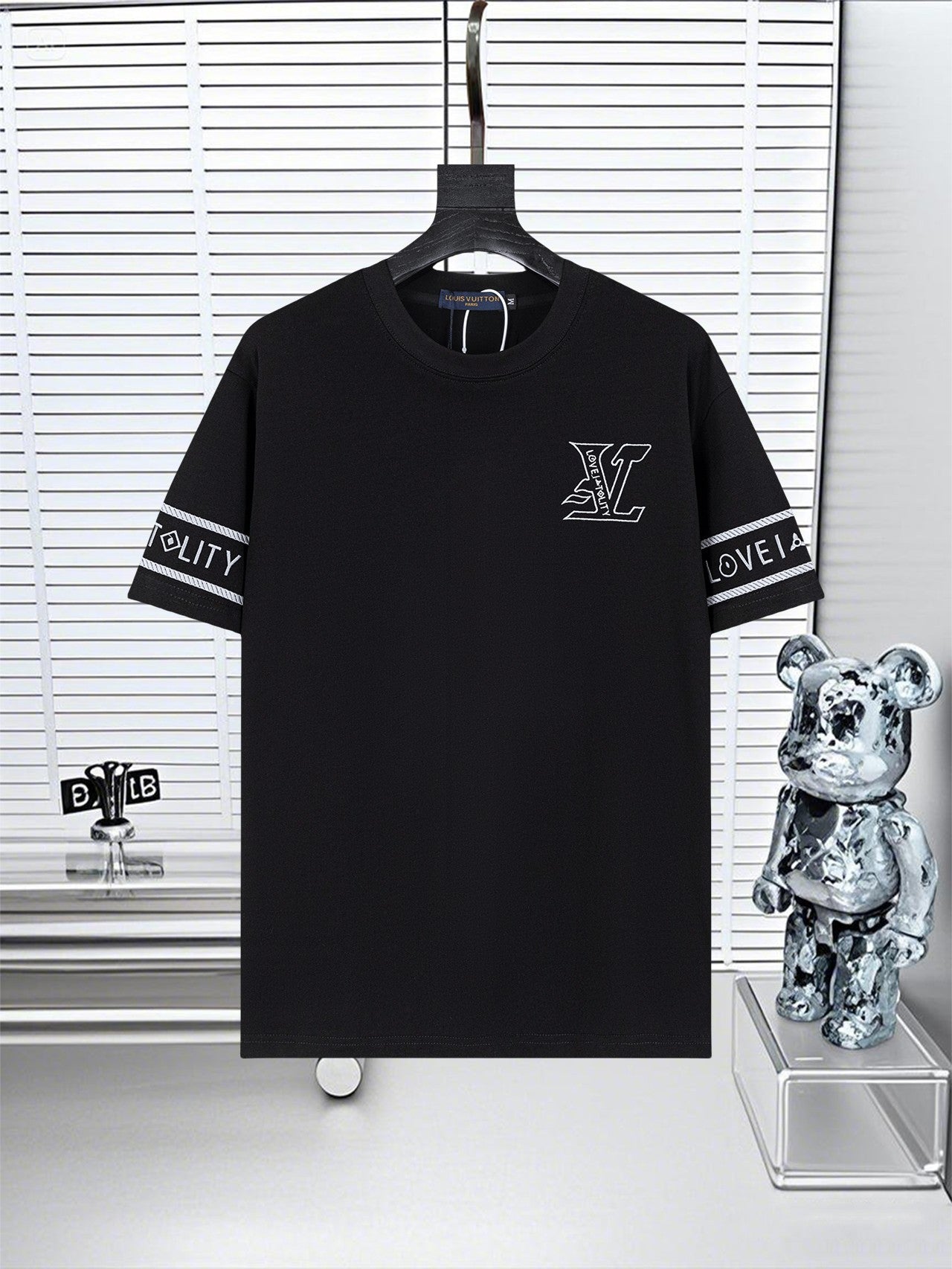 LuxluxHouse Best Quality Clothes T-shirt Louis Vuitton