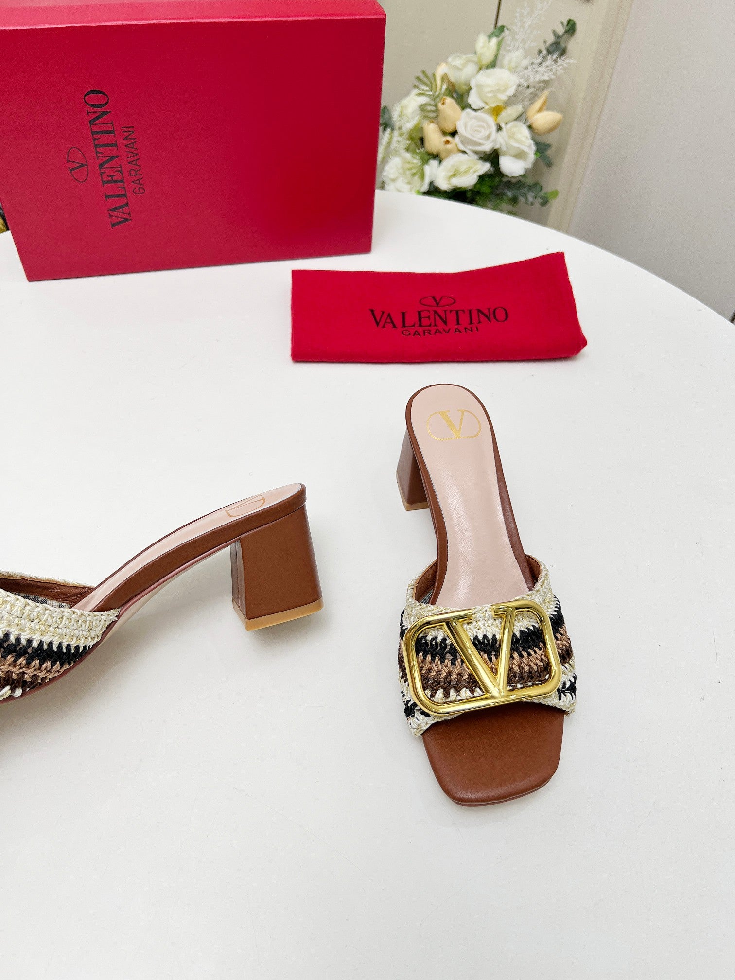 LuxluxHouse Best Quality Valentino Women Shoes