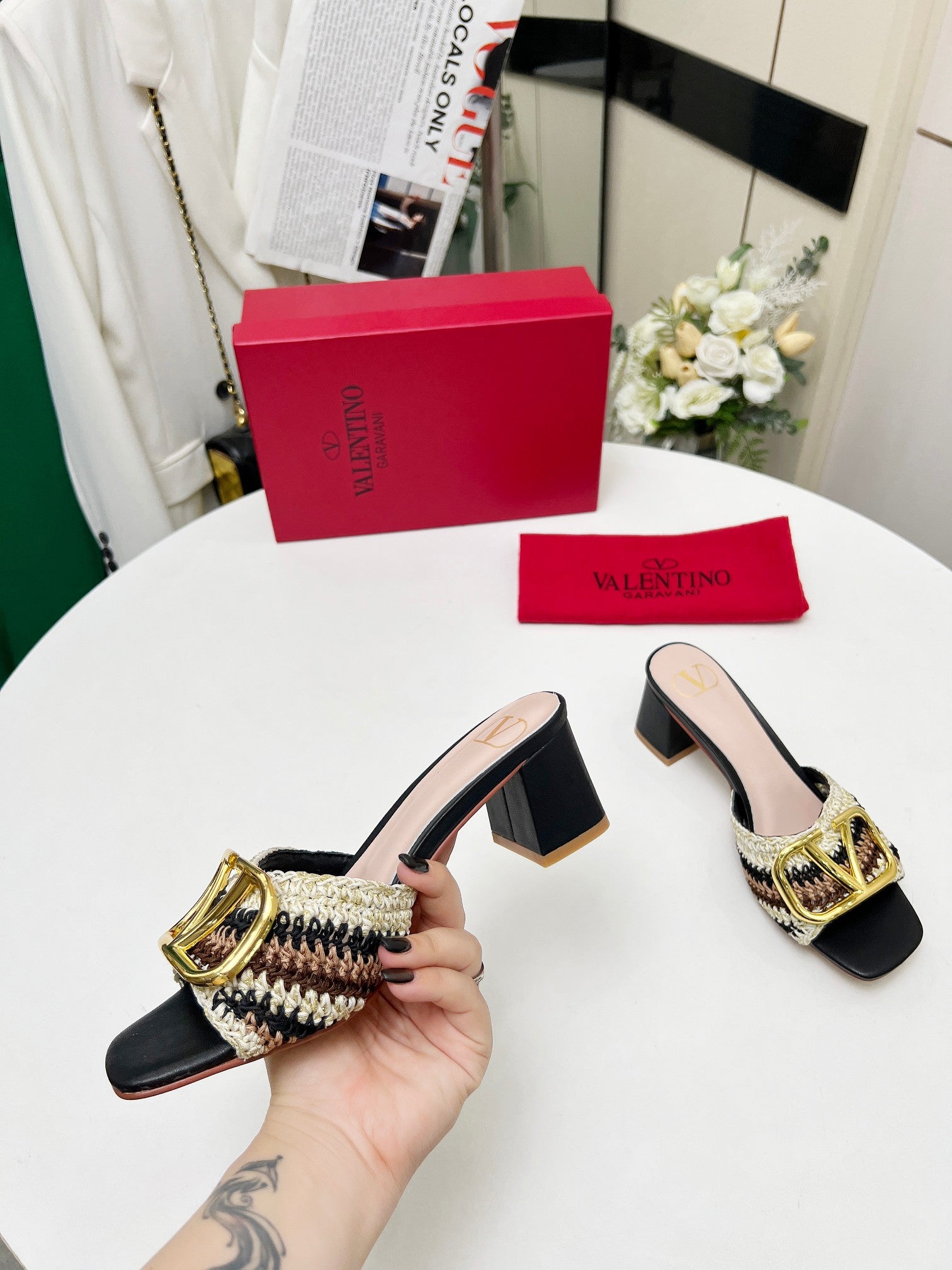 LuxluxHouse Best Quality Valentino Women Shoes