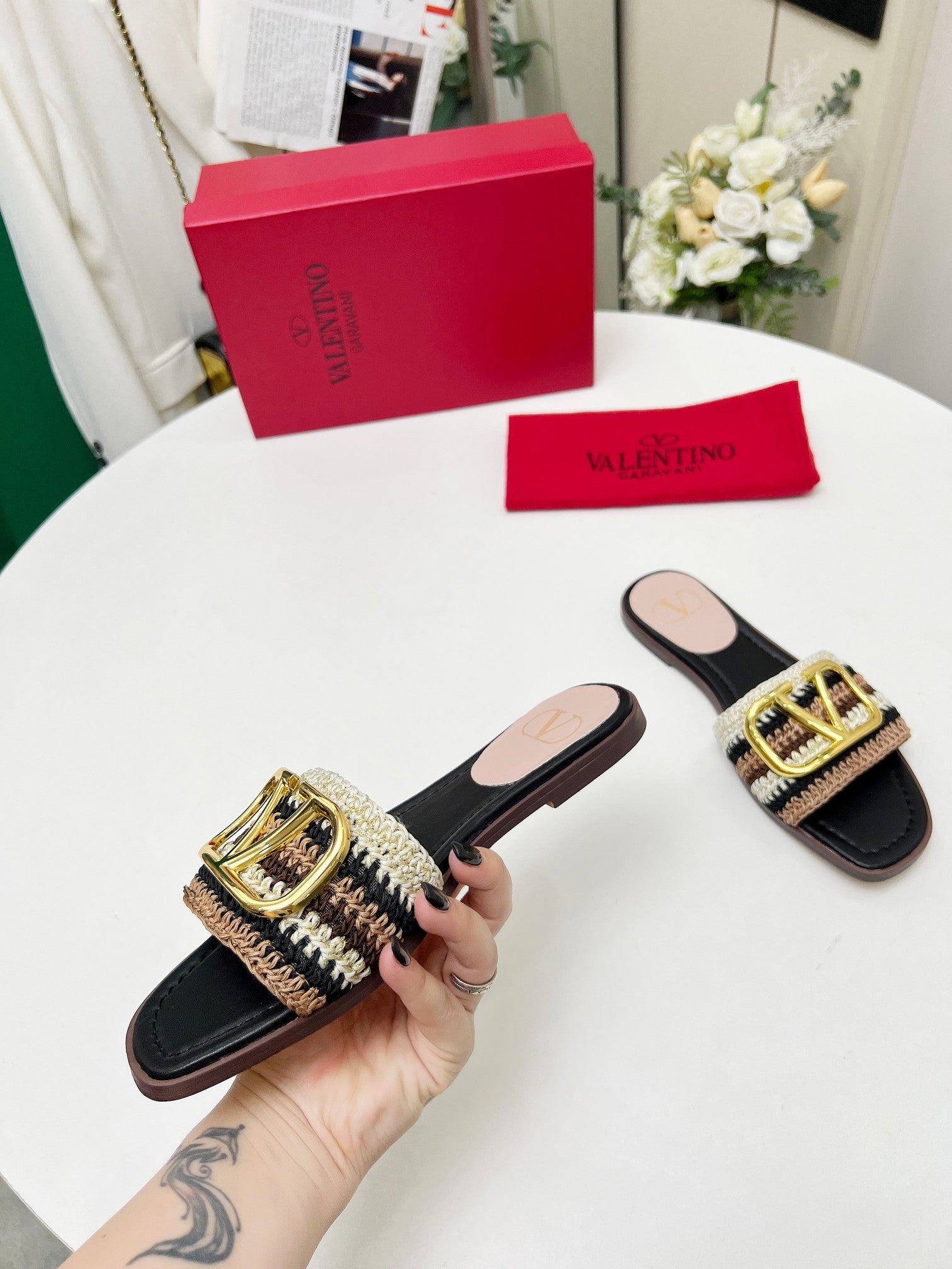 LuxluxHouse Best Quality Valentino Women Shoes