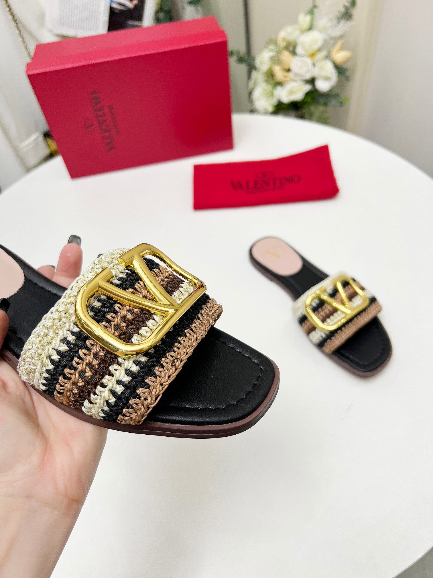 LuxluxHouse Best Quality Valentino Women Shoes