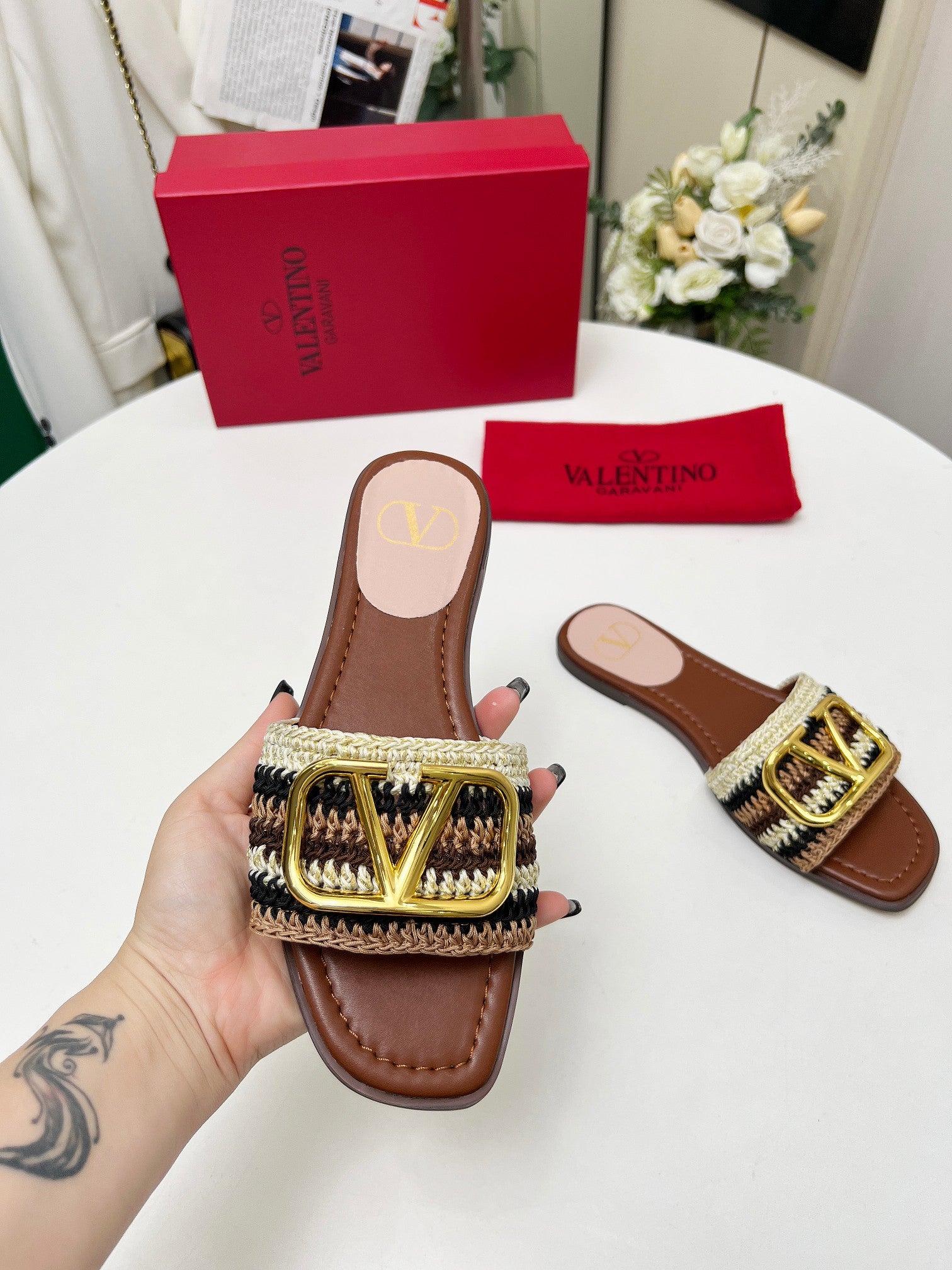 LuxluxHouse Best Quality Valentino Women Shoes