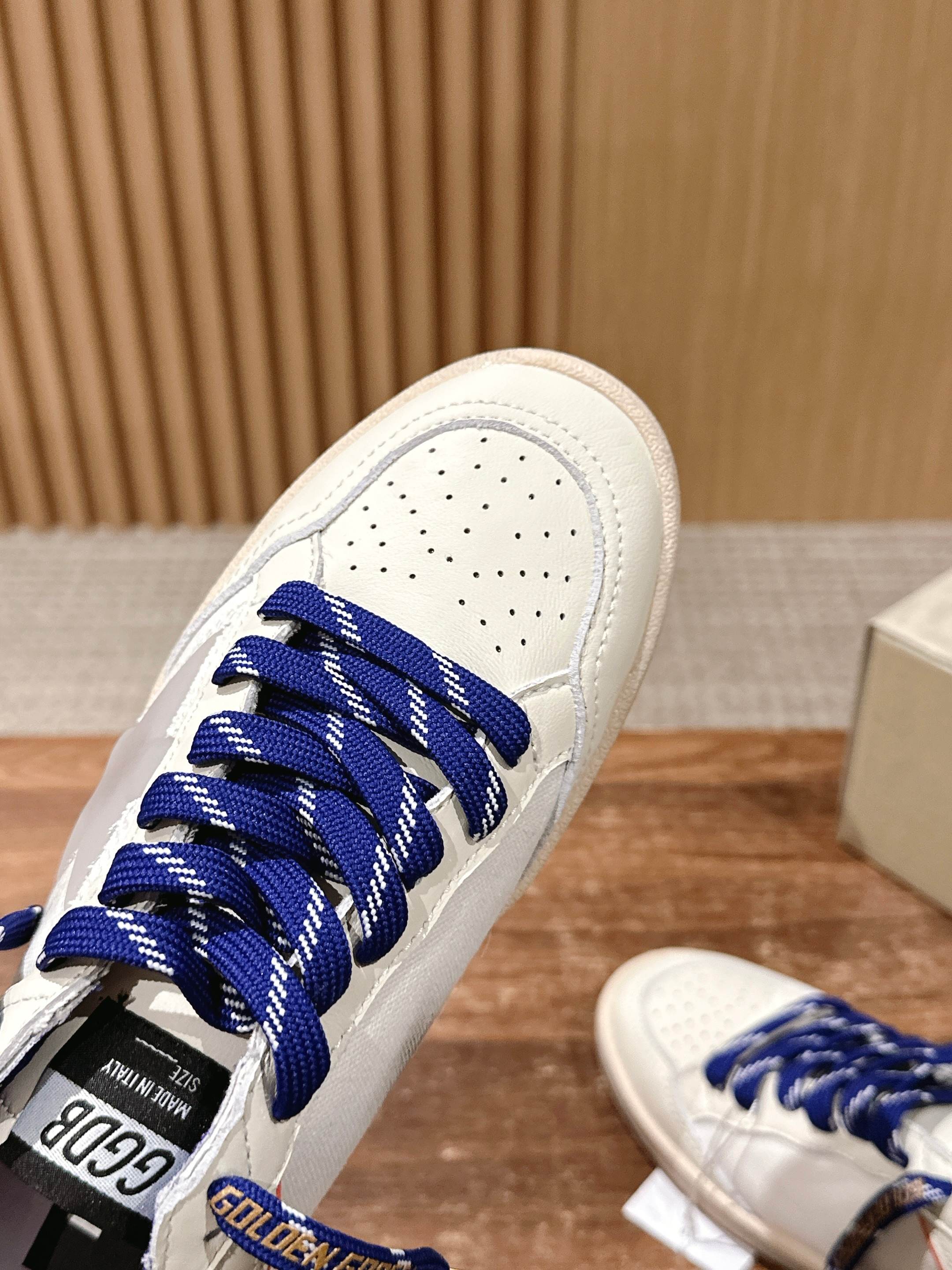LuxluxHouse Best Quality Shoes Golden Goose