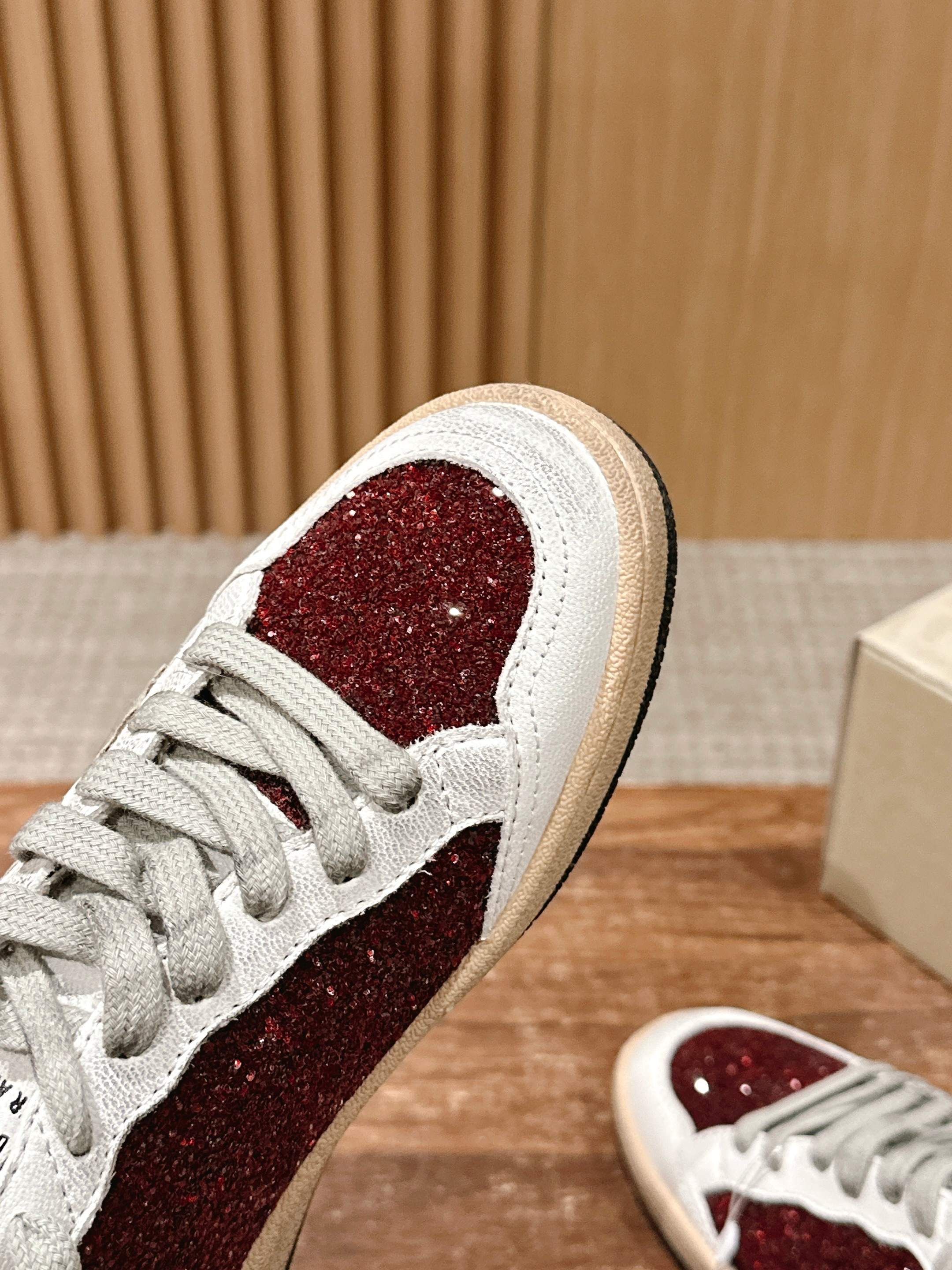 LuxluxHouse Best Quality Shoes Golden Goose