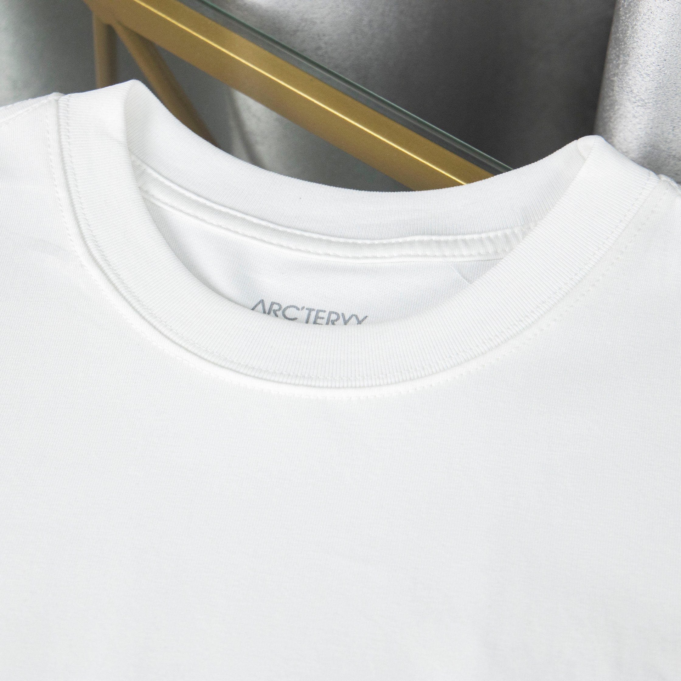 LuxluxHouse Best Quality Clothes T-shirt Arcteryx