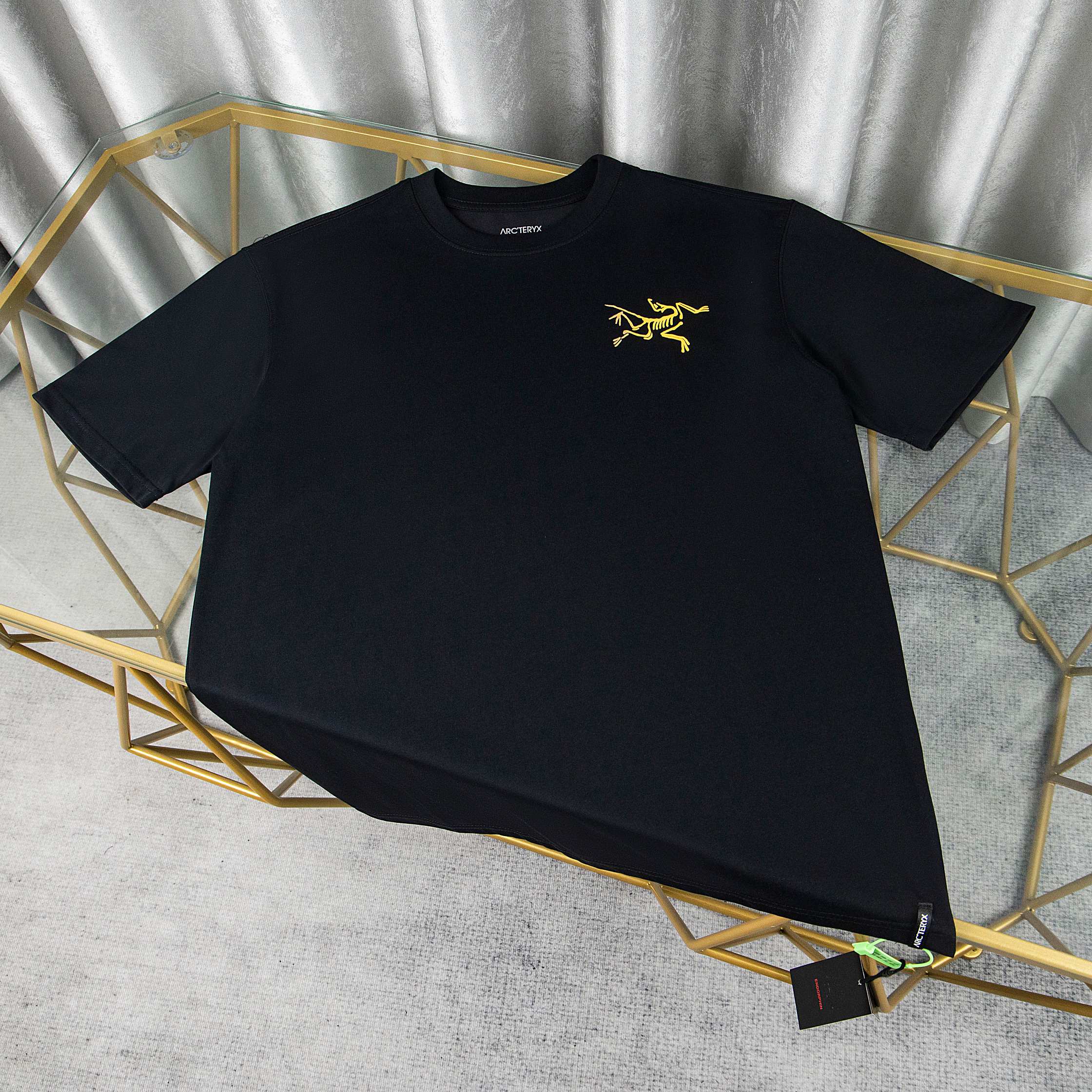 LuxluxHouse Best Quality Clothes T-shirt Arcteryx