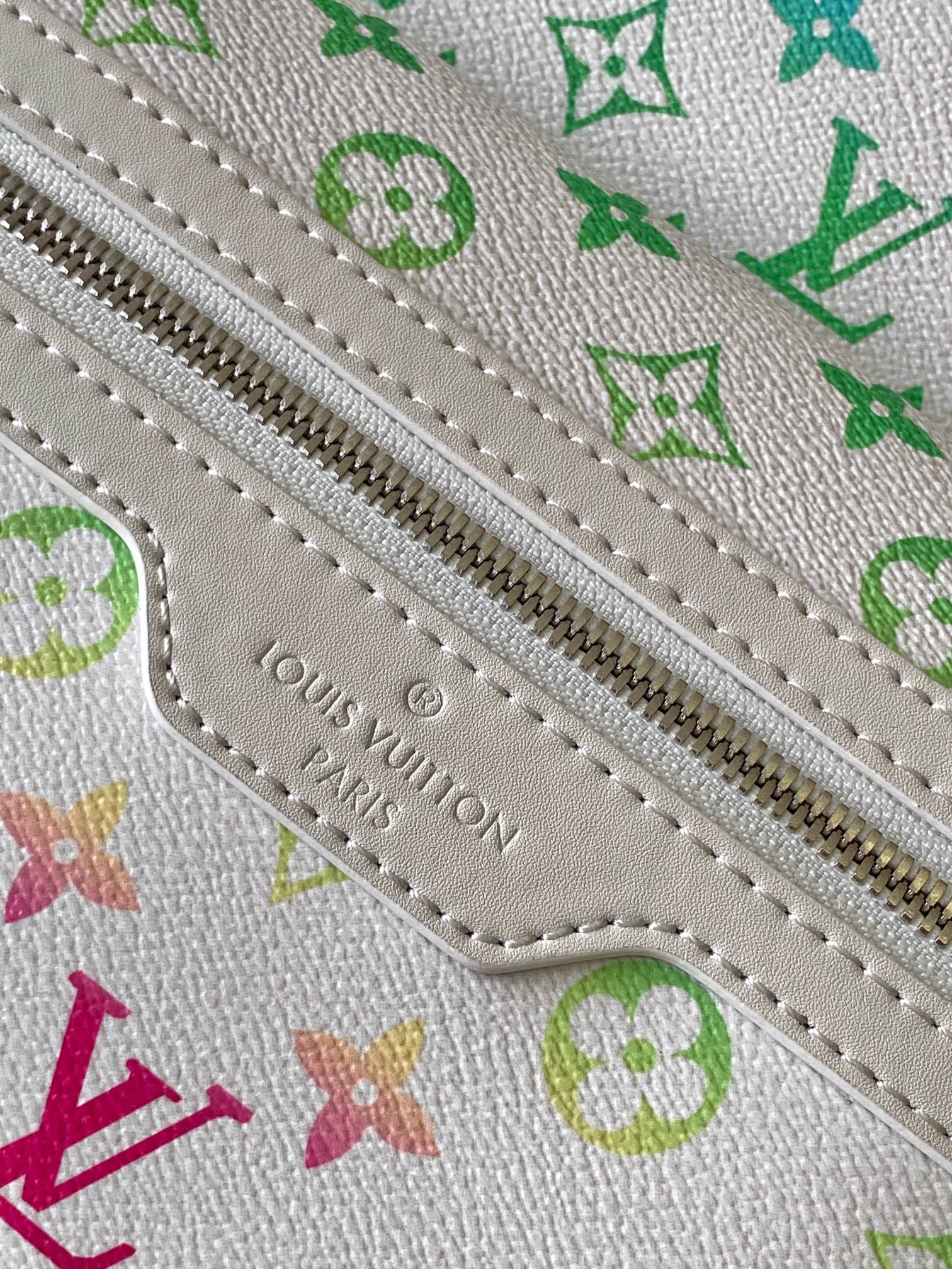 LuxluxHouse Best Quality Bags Louis Vuitton Women Men