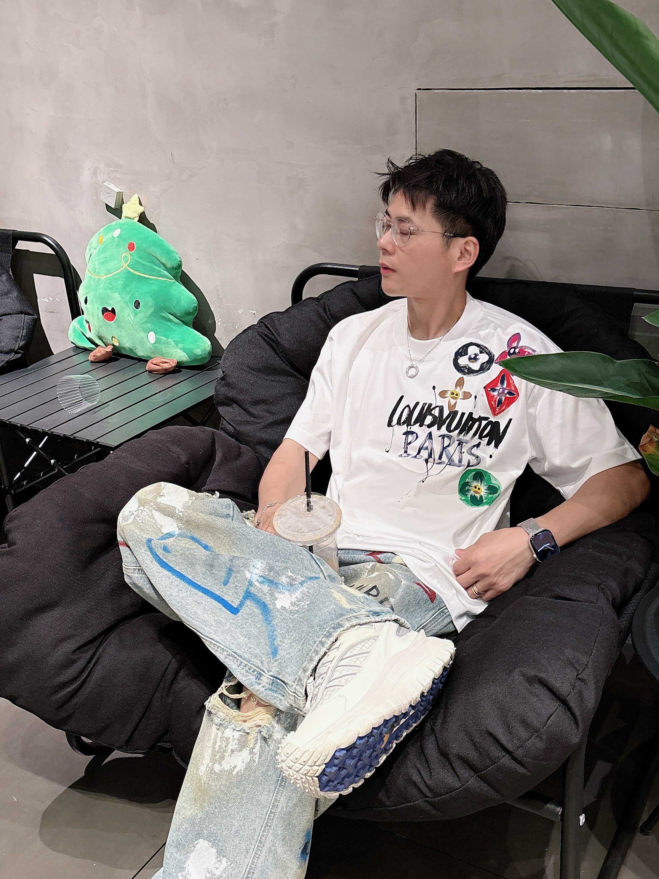 LuxluxHouse Best Quality Clothes T-shirt Louis Vuitton