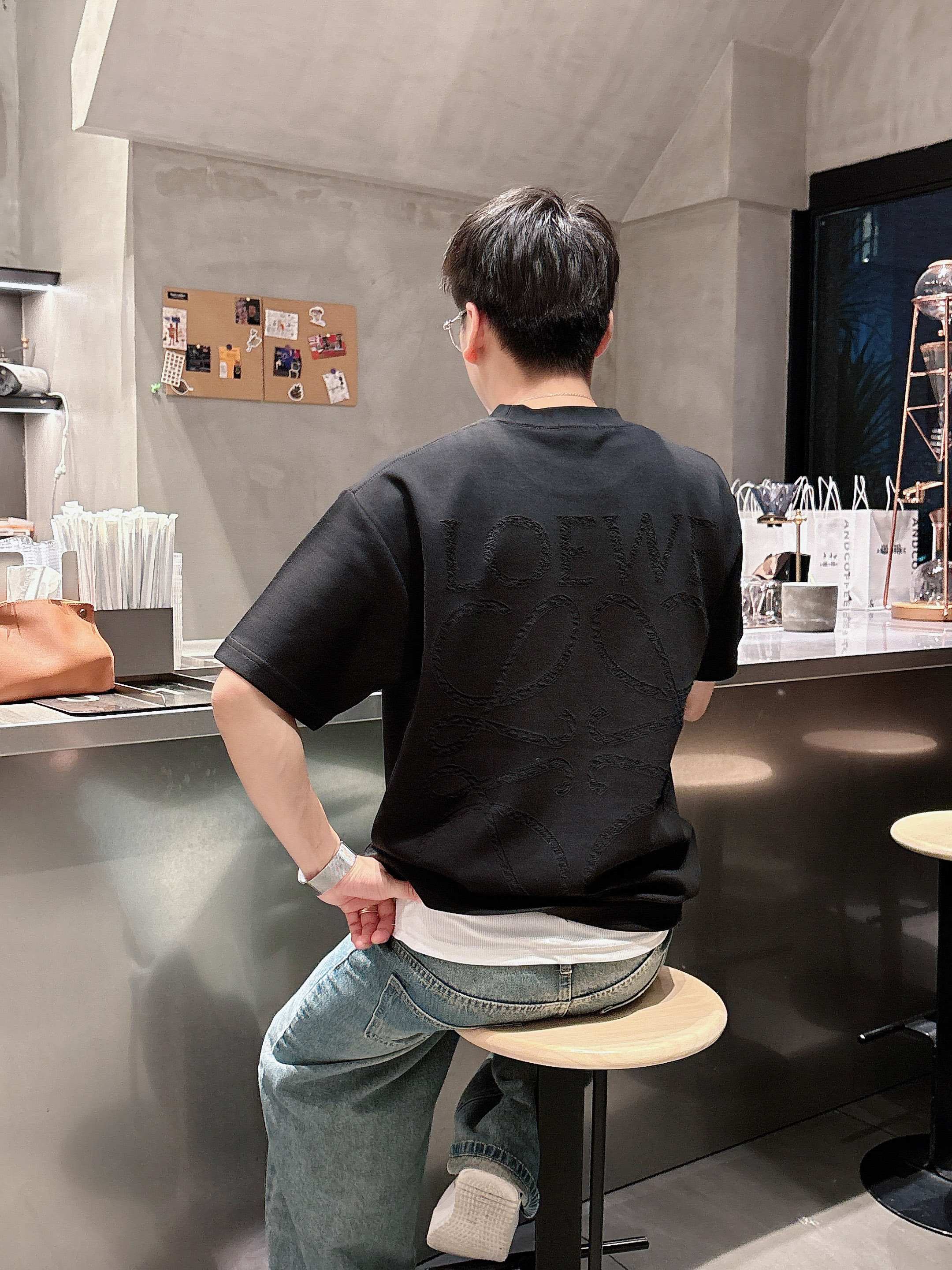 LuxluxHouse Best Quality Clothes T-shirt Loewe