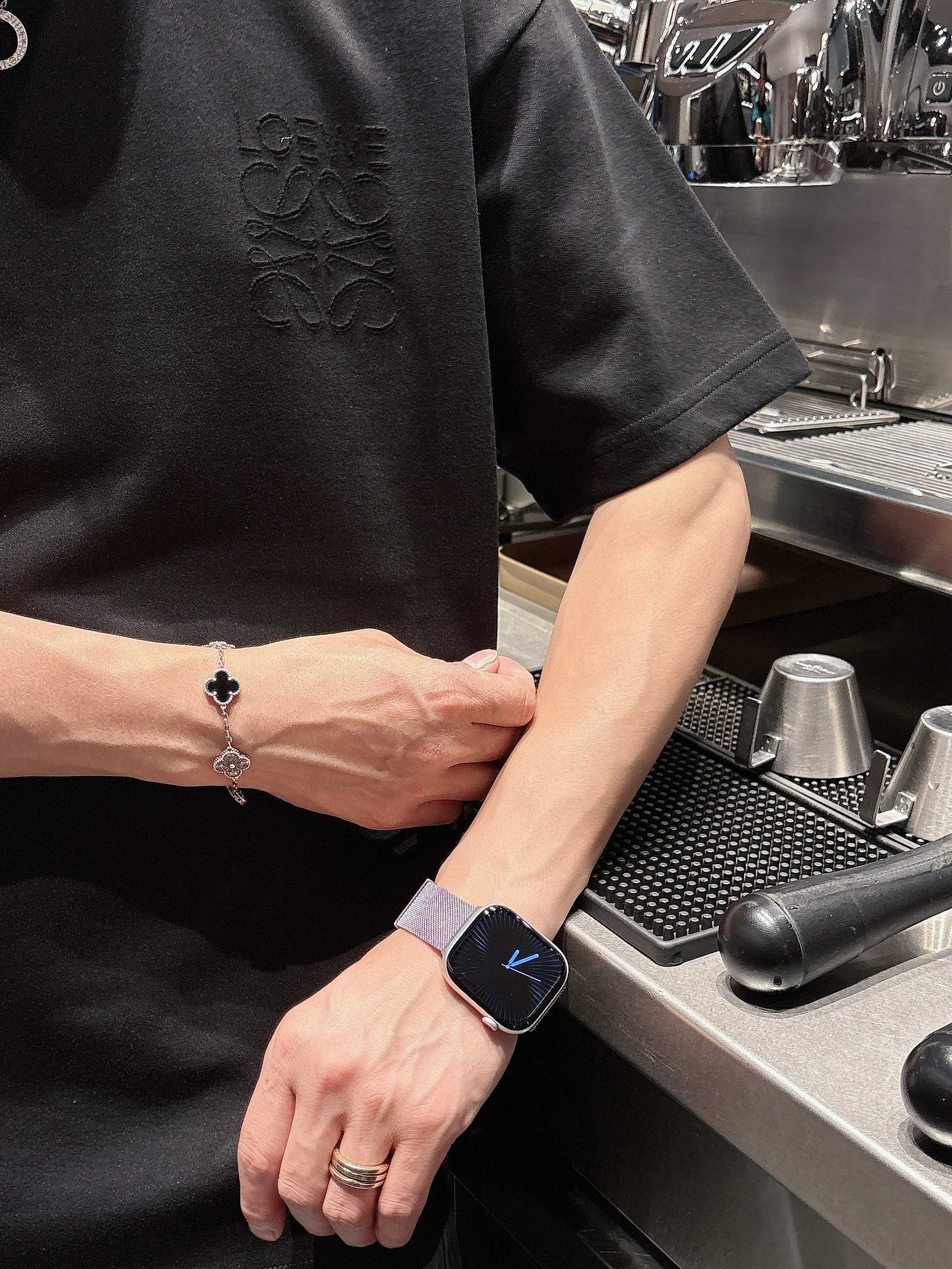 LuxluxHouse Best Quality Clothes T-shirt Loewe